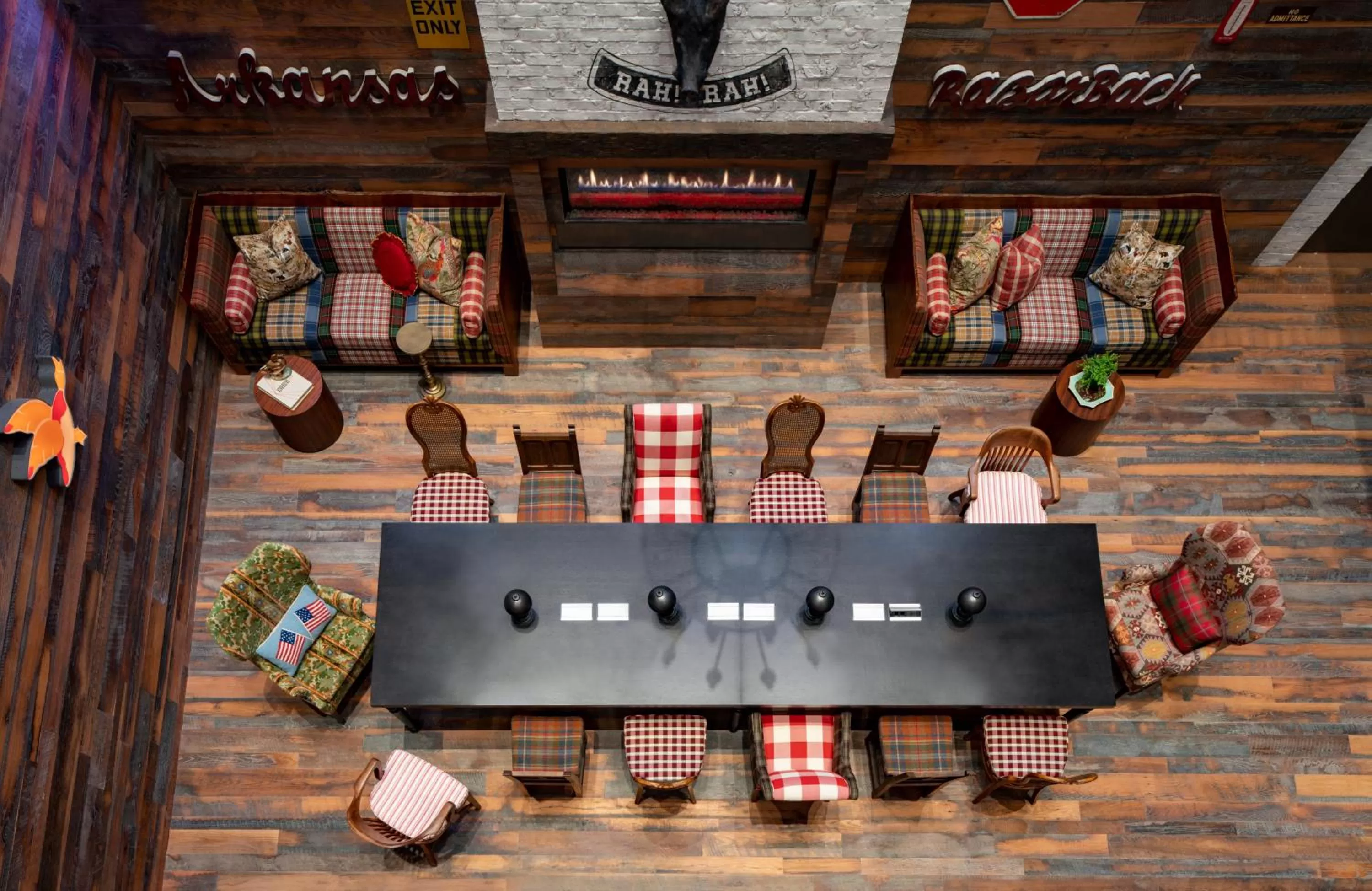 Restaurant/places to eat in Graduate by Hilton Fayetteville, AR