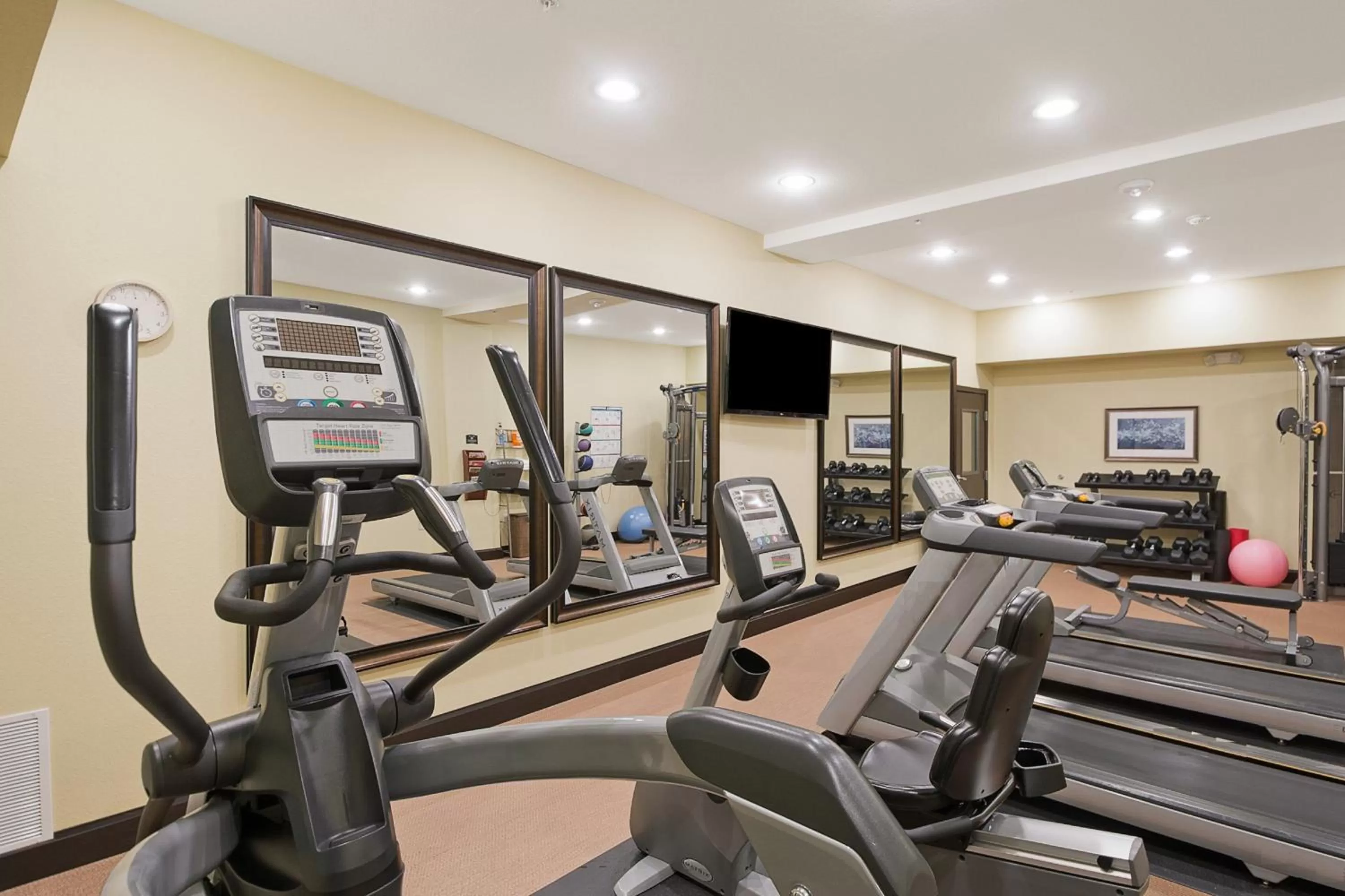 Spa and wellness centre/facilities in Staybridge Suites Longview by IHG