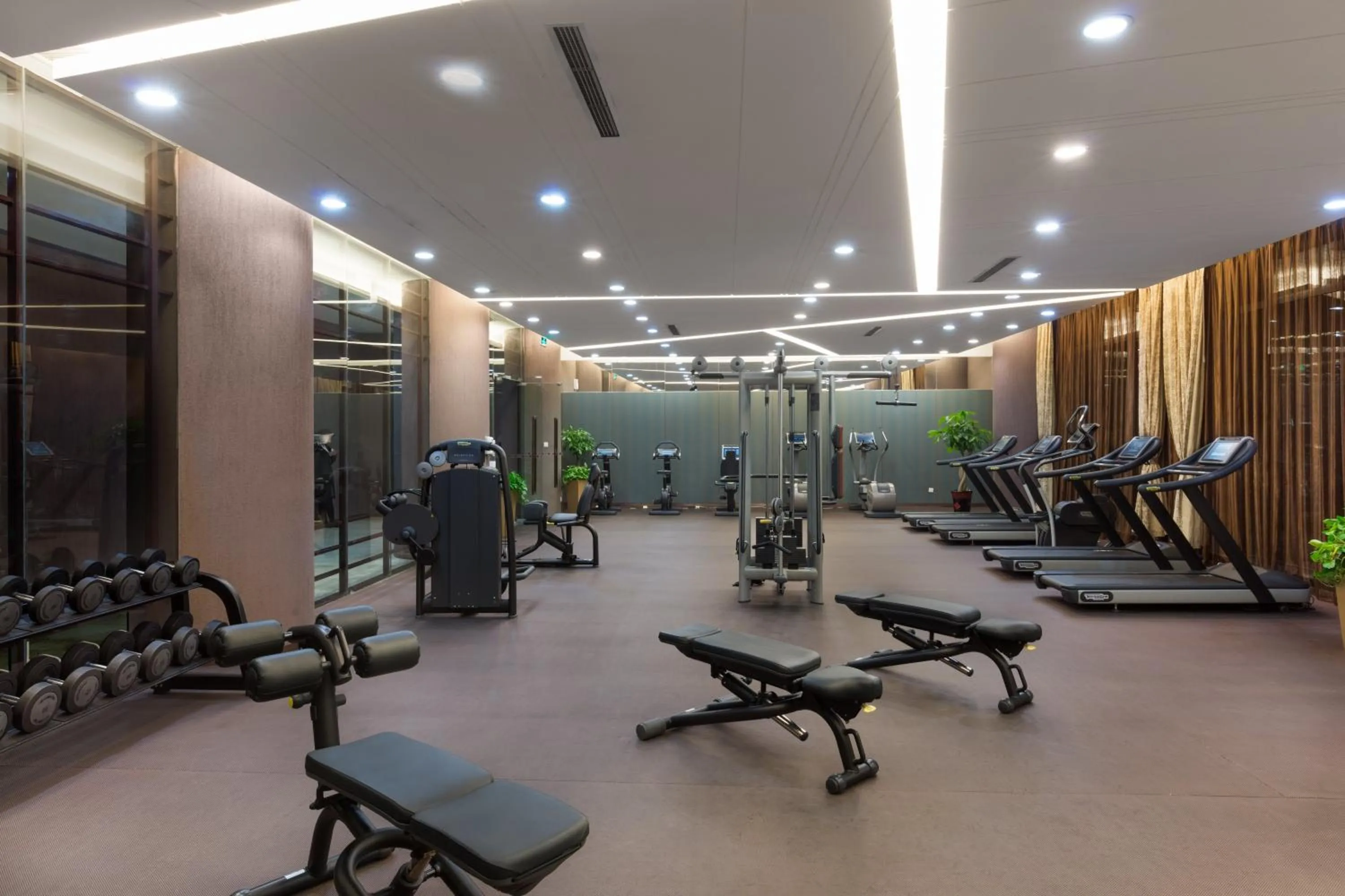 Fitness centre/facilities in Crowne Plaza Xuzhou Dalong Lake by IHG