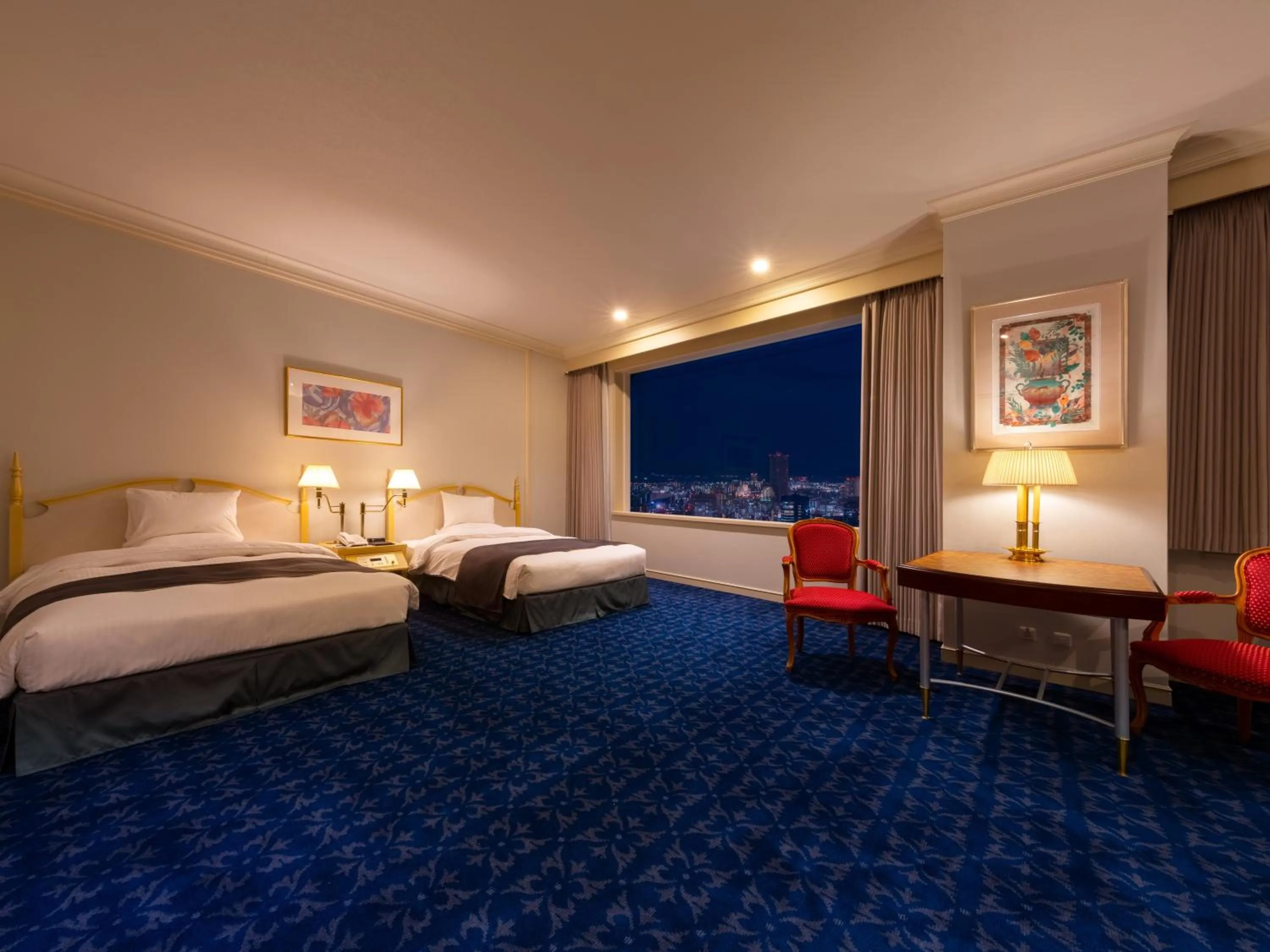 Photo of the whole room, Bed in Rihga Royal Hotel Hiroshima