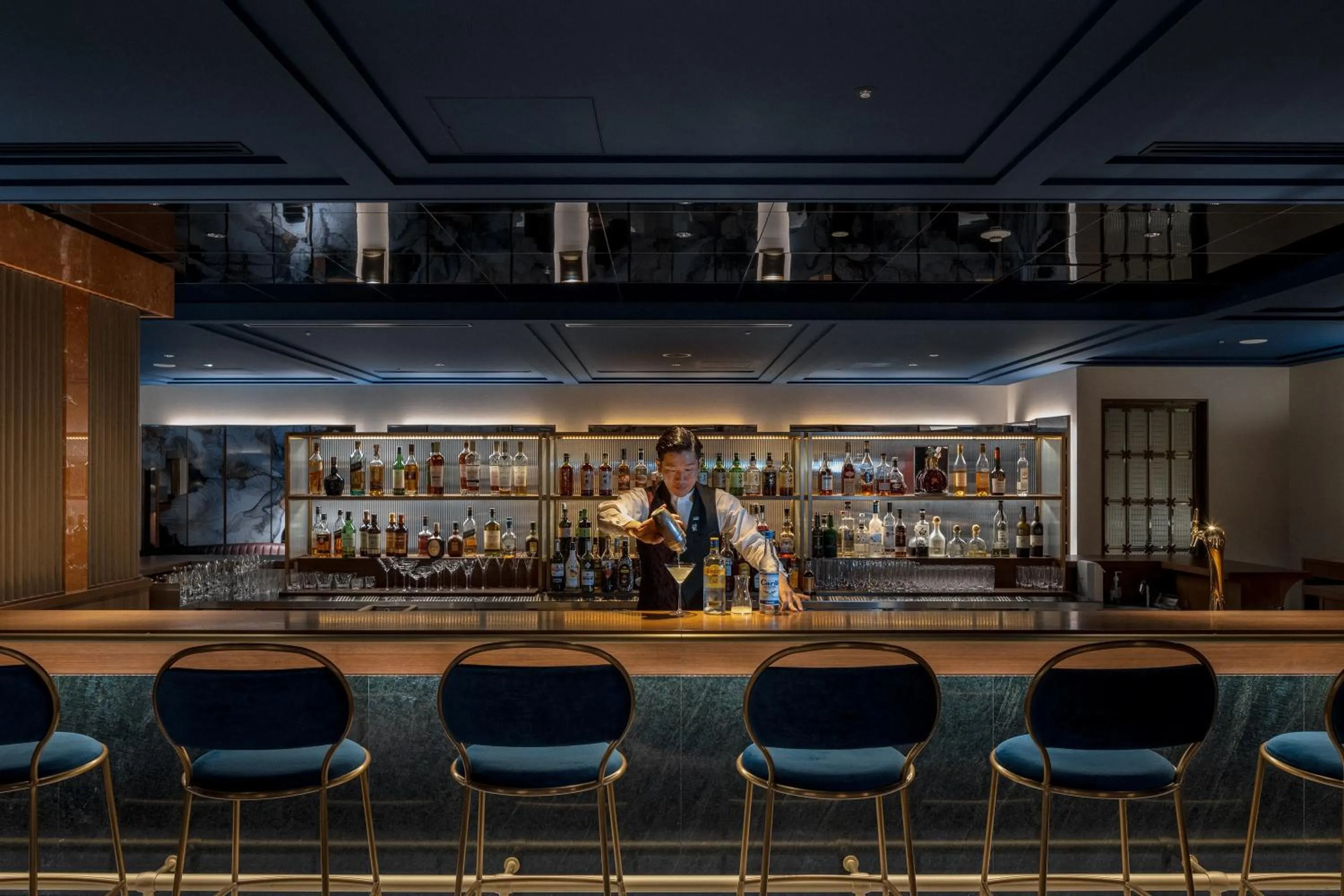 Lounge or bar in The Westin Miyako Kyoto