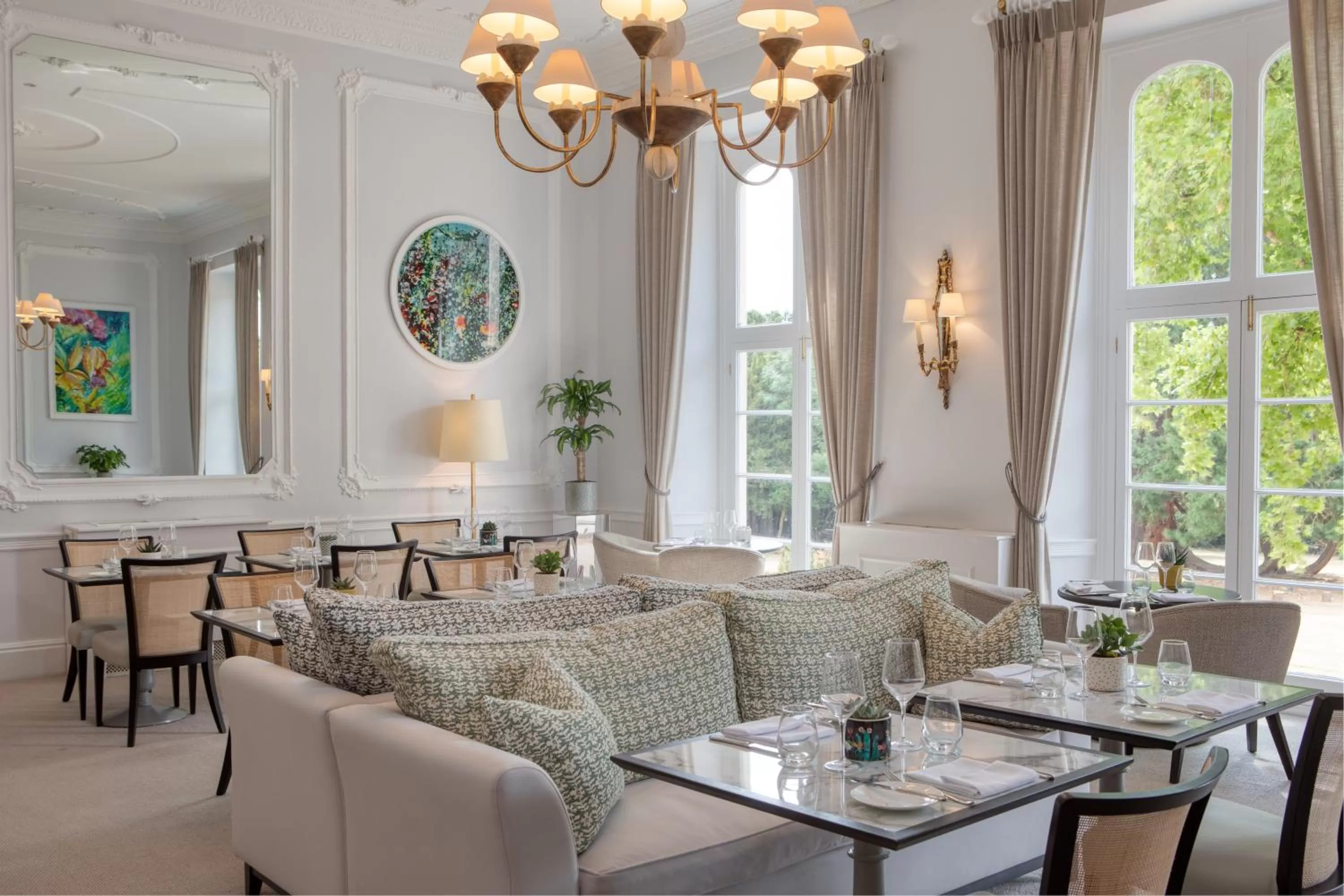 Lounge or bar in Taplow House Hotel & Spa