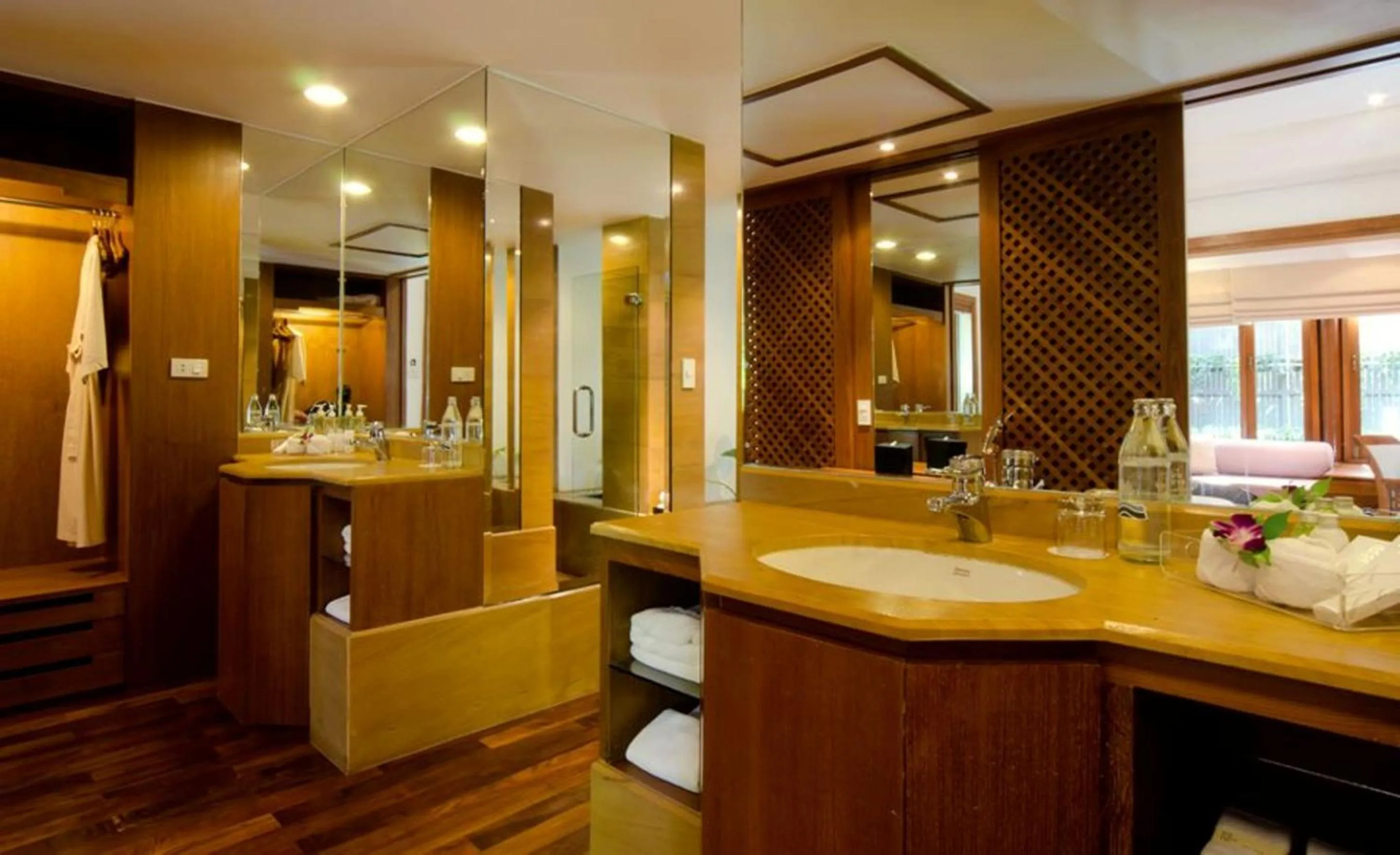 Bathroom in Nakamanda Resort and Spa