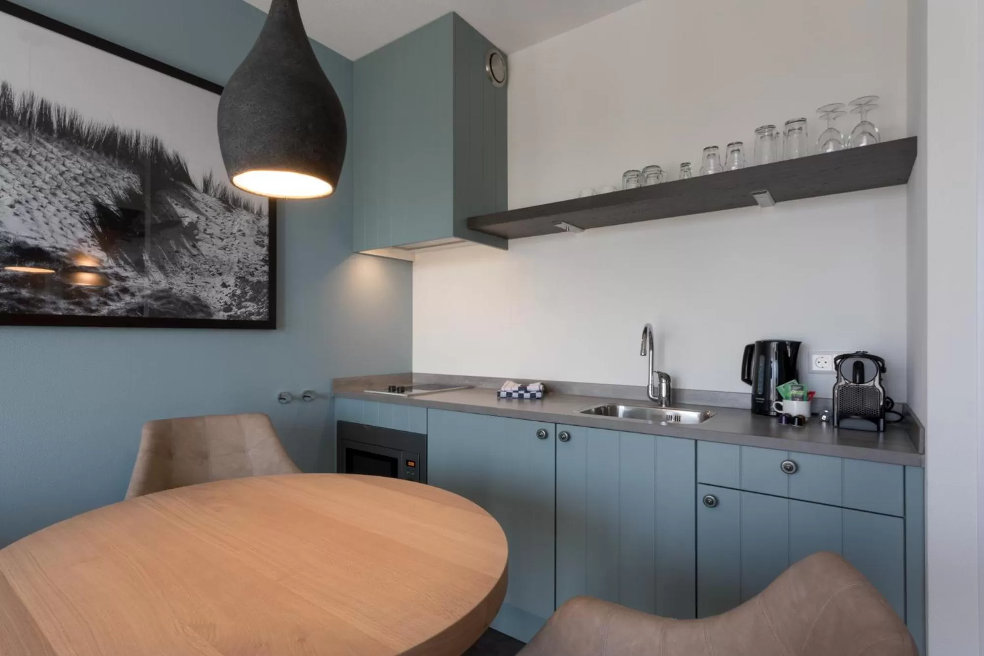 Kitchen or kitchenette, Kitchen/Kitchenette in Hotel Kaap West I Kloeg Collection