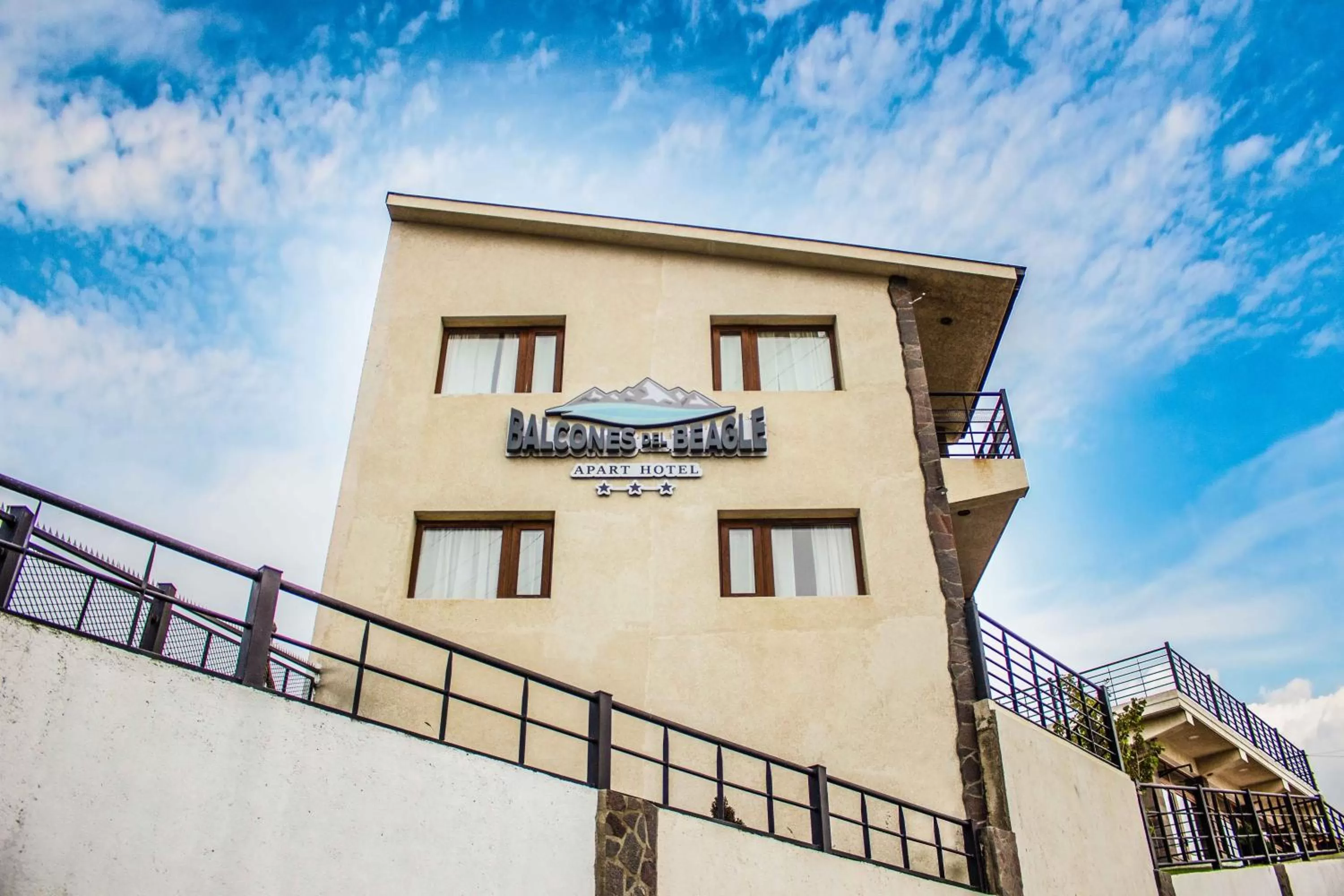 Property Building in Balcones del Beagle Apart