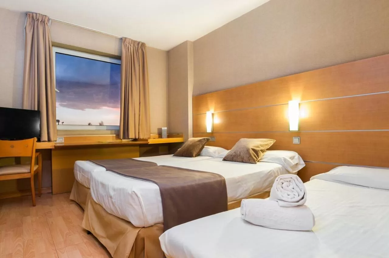 Bed in Posadas de España Pinto