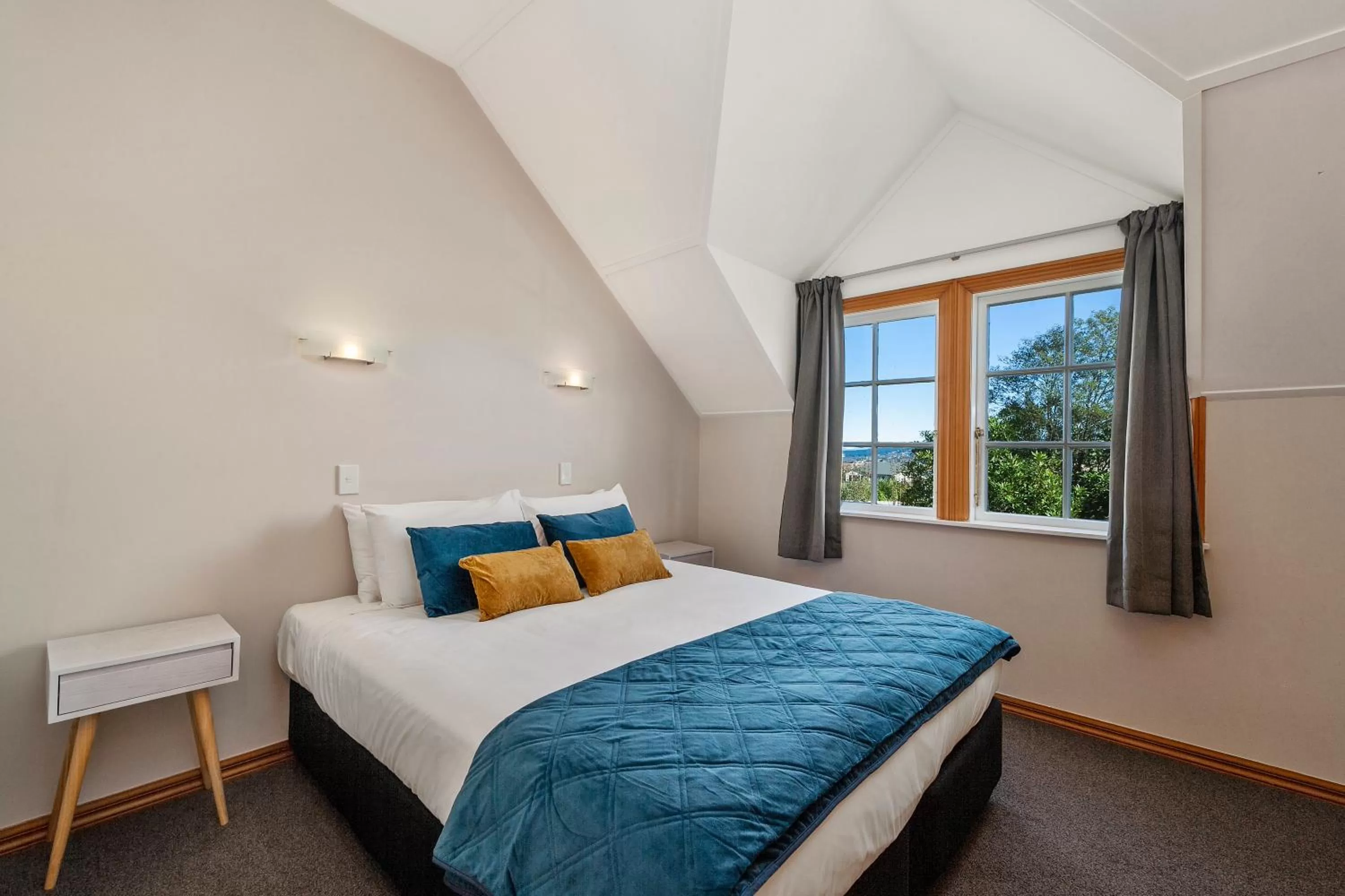 Bedroom, Bed in Huka Falls Resort