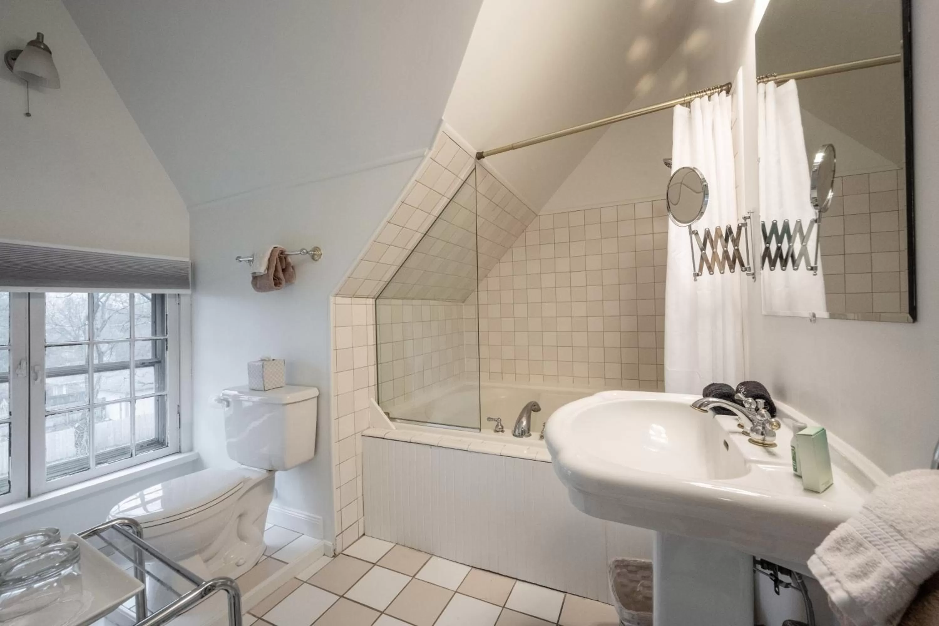 Bathroom in Stone Soup Inn