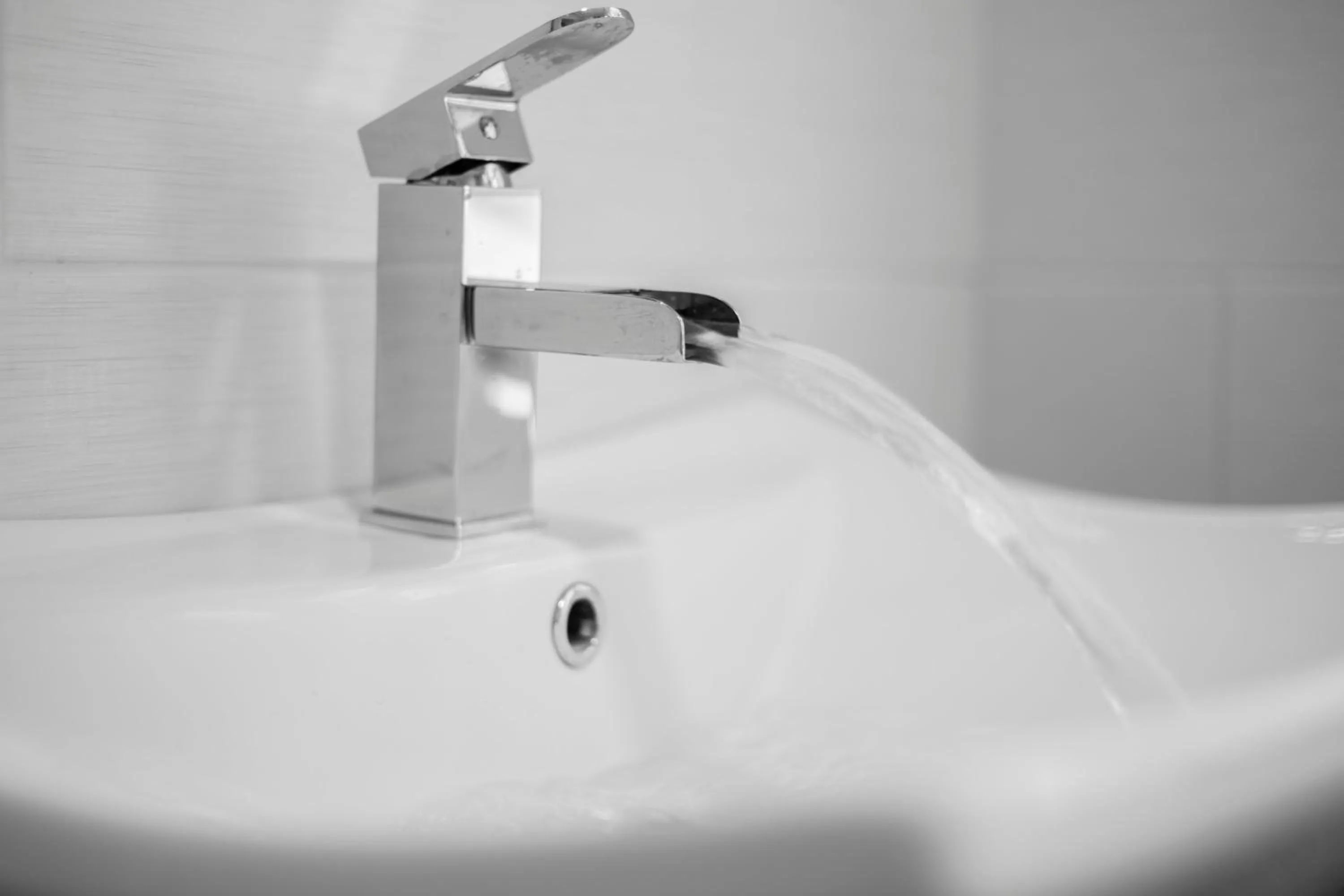 Bathroom in The White Hart Hotel