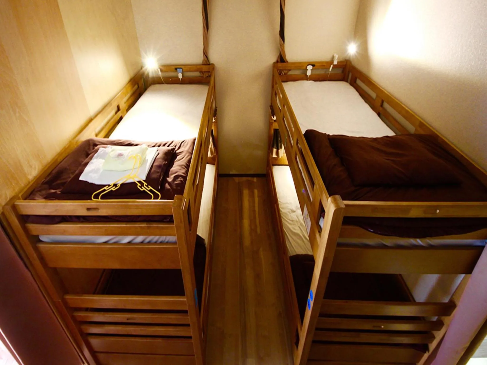 bunk bed, Bed in Osaka Guesthouse Nest