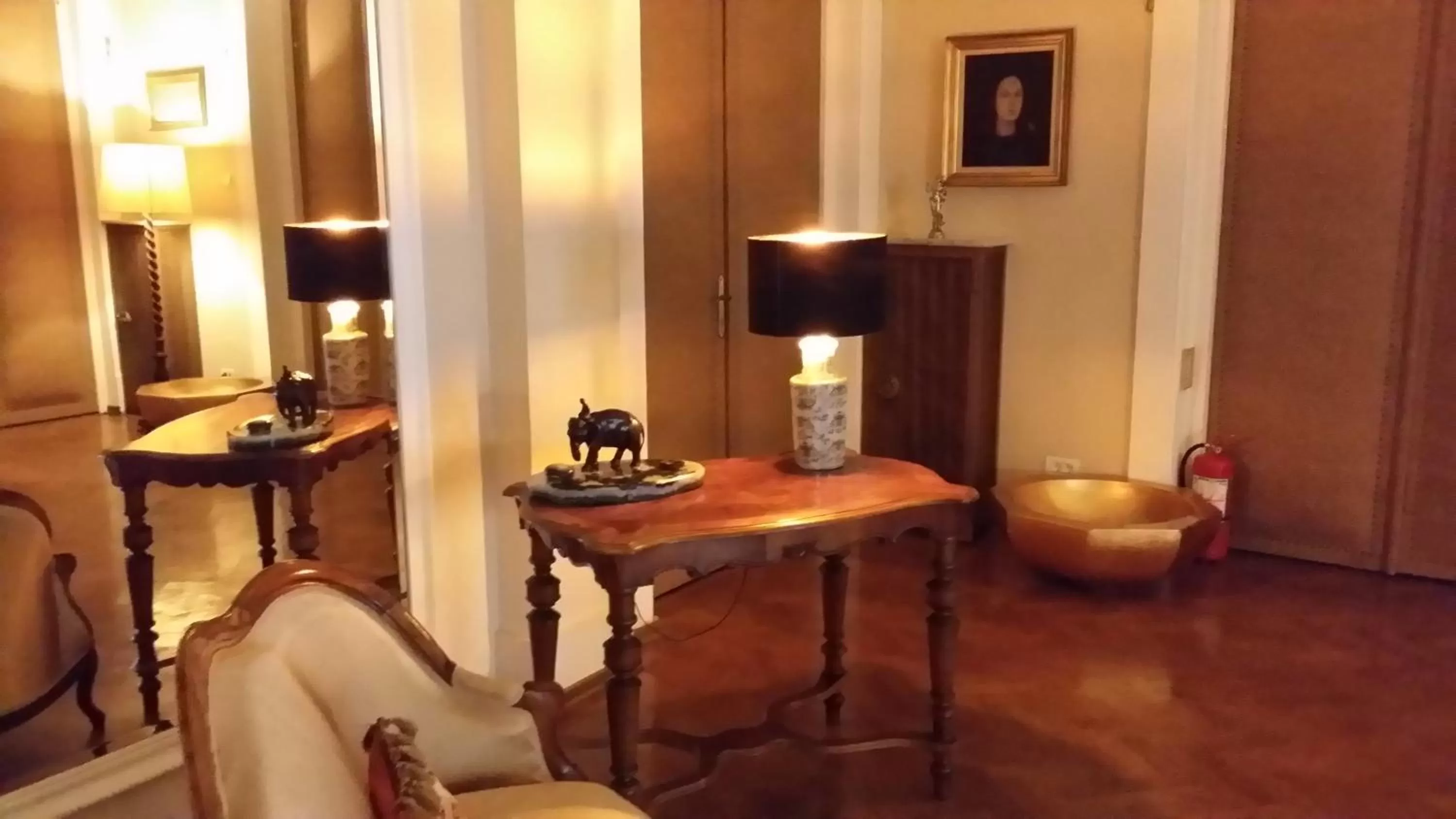 Decorative detail in Grand Boutique Hotel