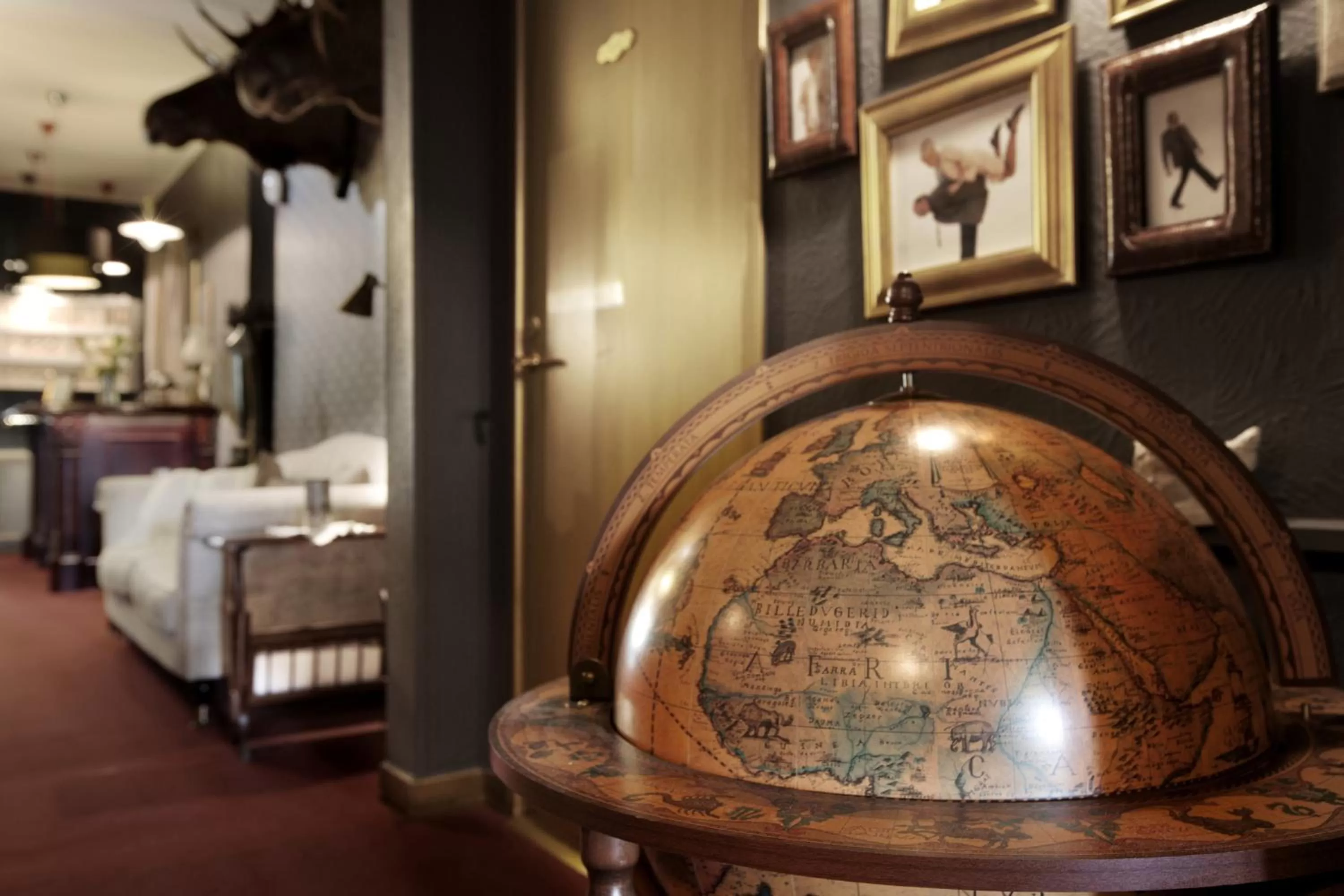 Decorative detail, Bed in Park Hotel Linköping Fawlty Towers