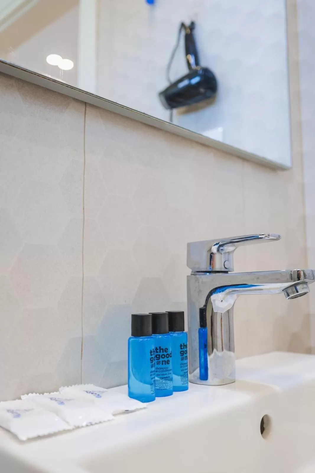 Bathroom in Otto Hotel