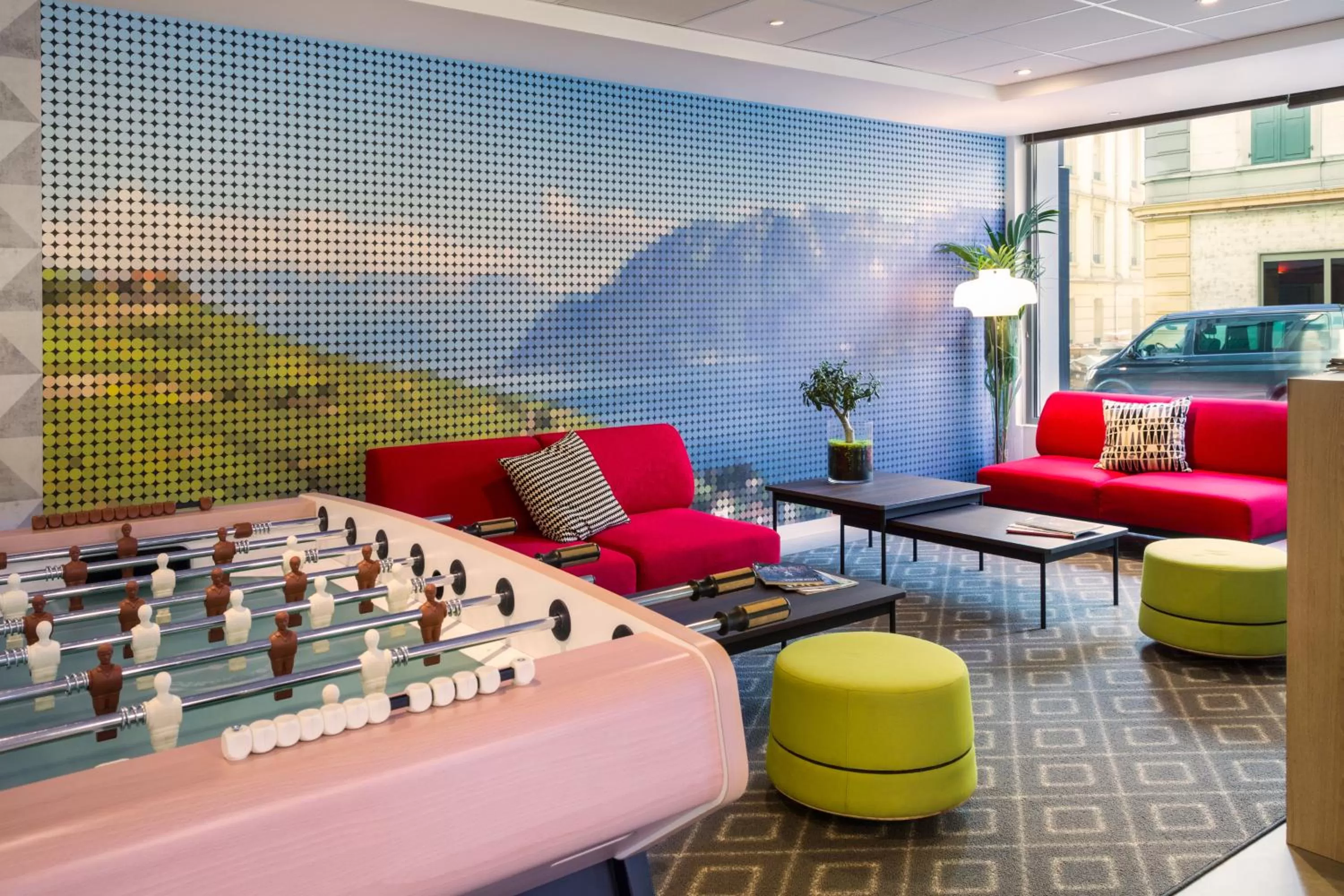 Staff in ibis Lausanne Centre