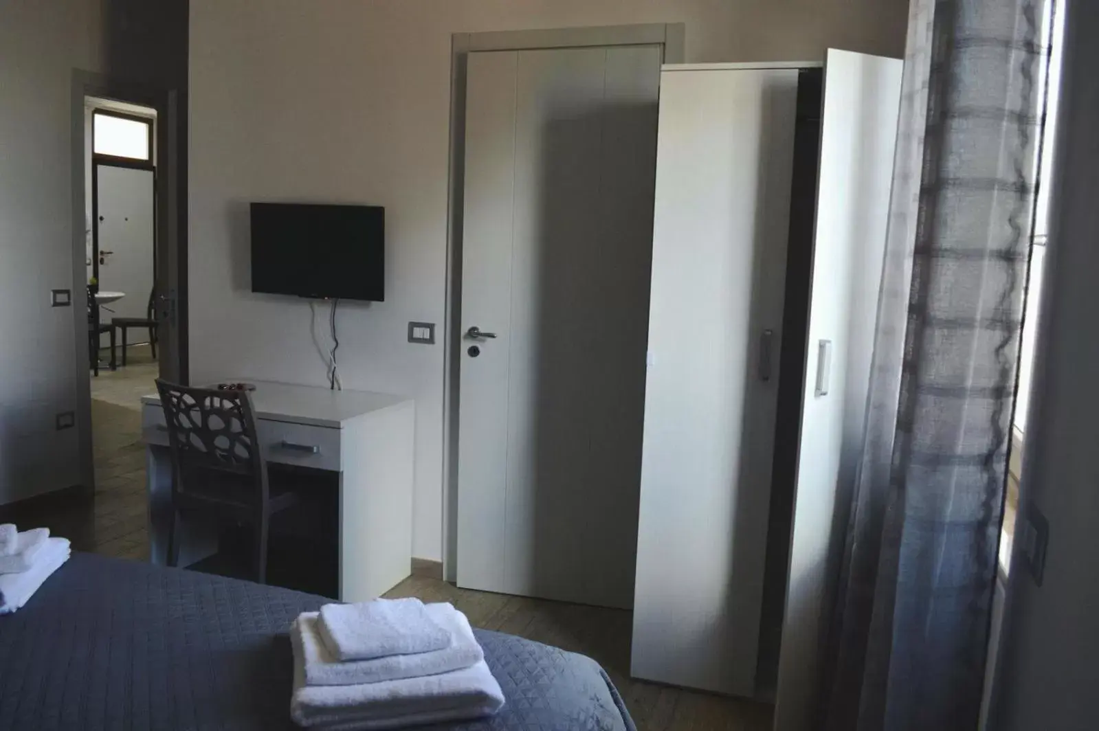 Deluxe Triple Room with Sea View in B&B Benvenuti al Sud Deluxe Triple Room with Sea View in B&B Benvenuti al Sud