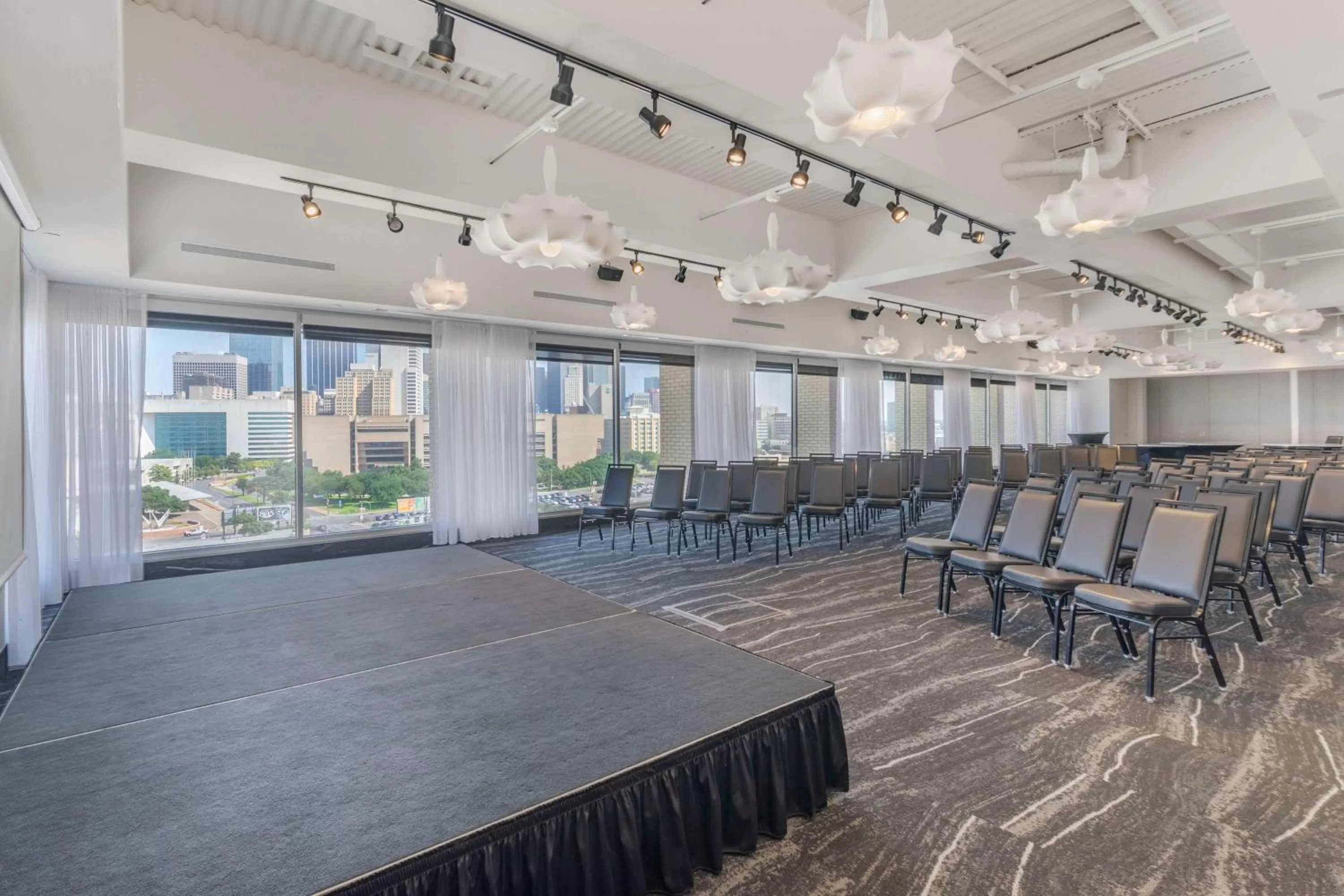 Meeting/conference room in Lorenzo Hotel Dallas, Tapestry Collection by Hilton