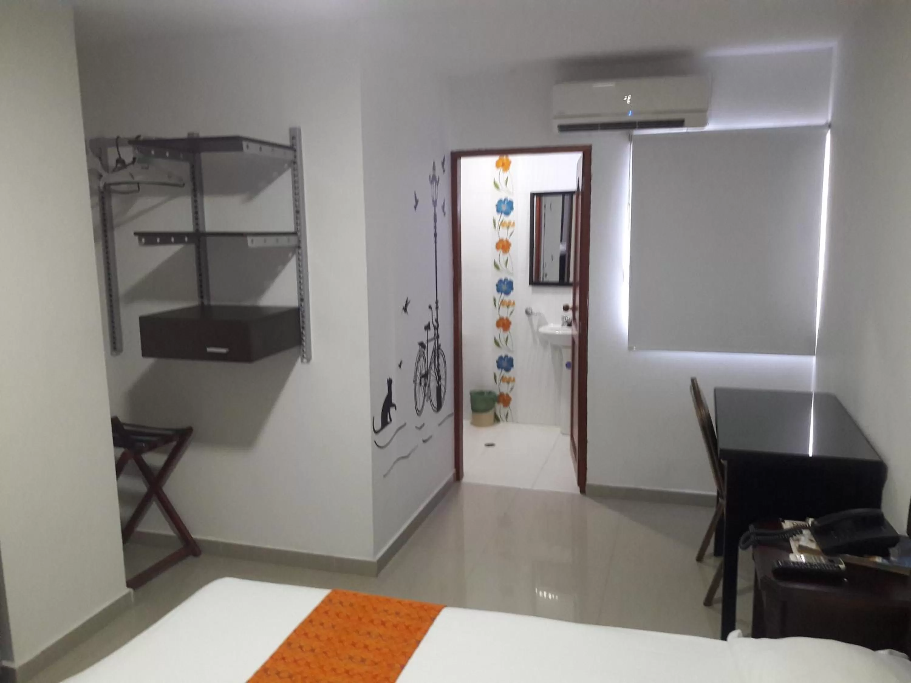 Bed in Hotel Intersuites