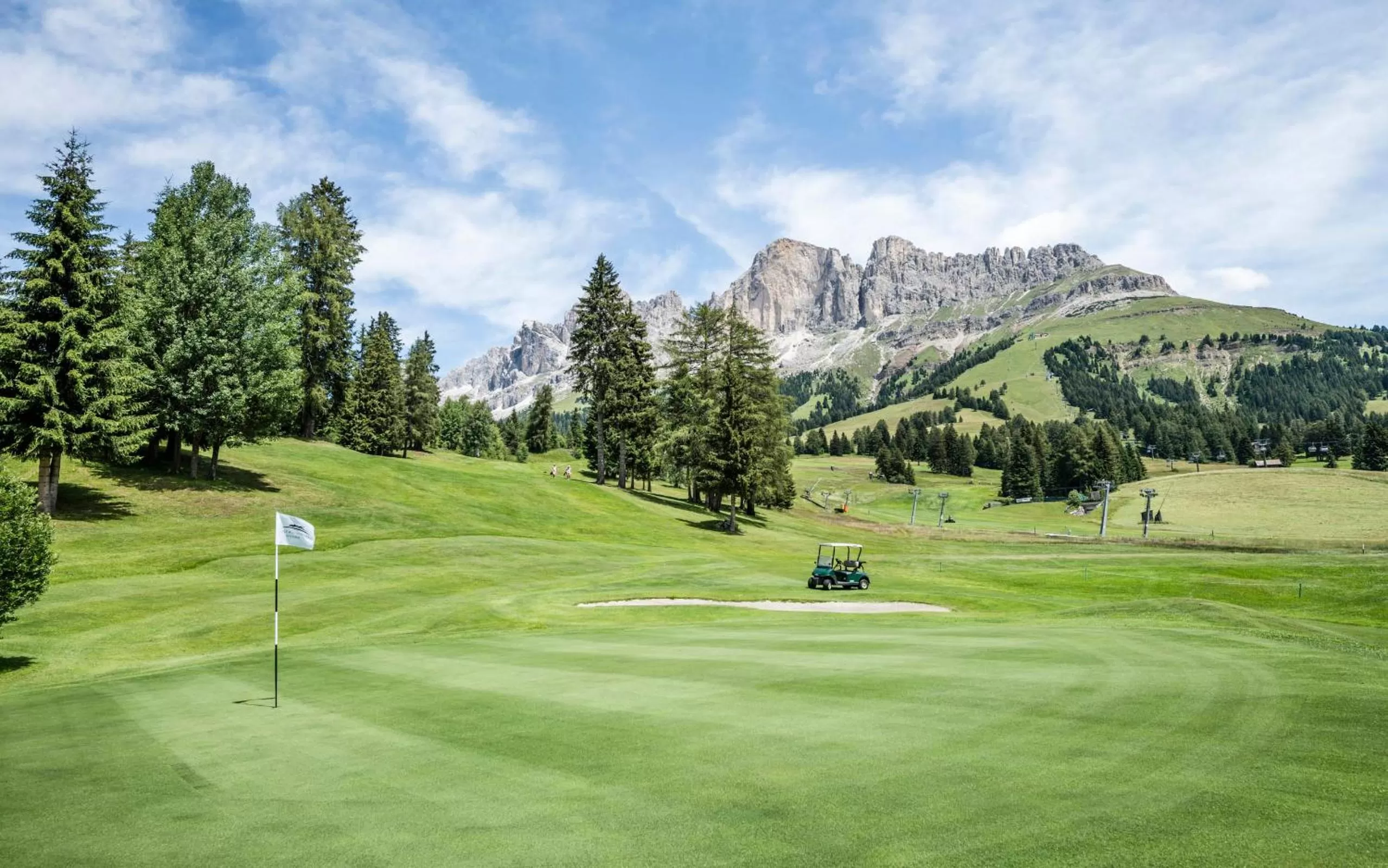 Golfcourse in Hotel Alpenrose
