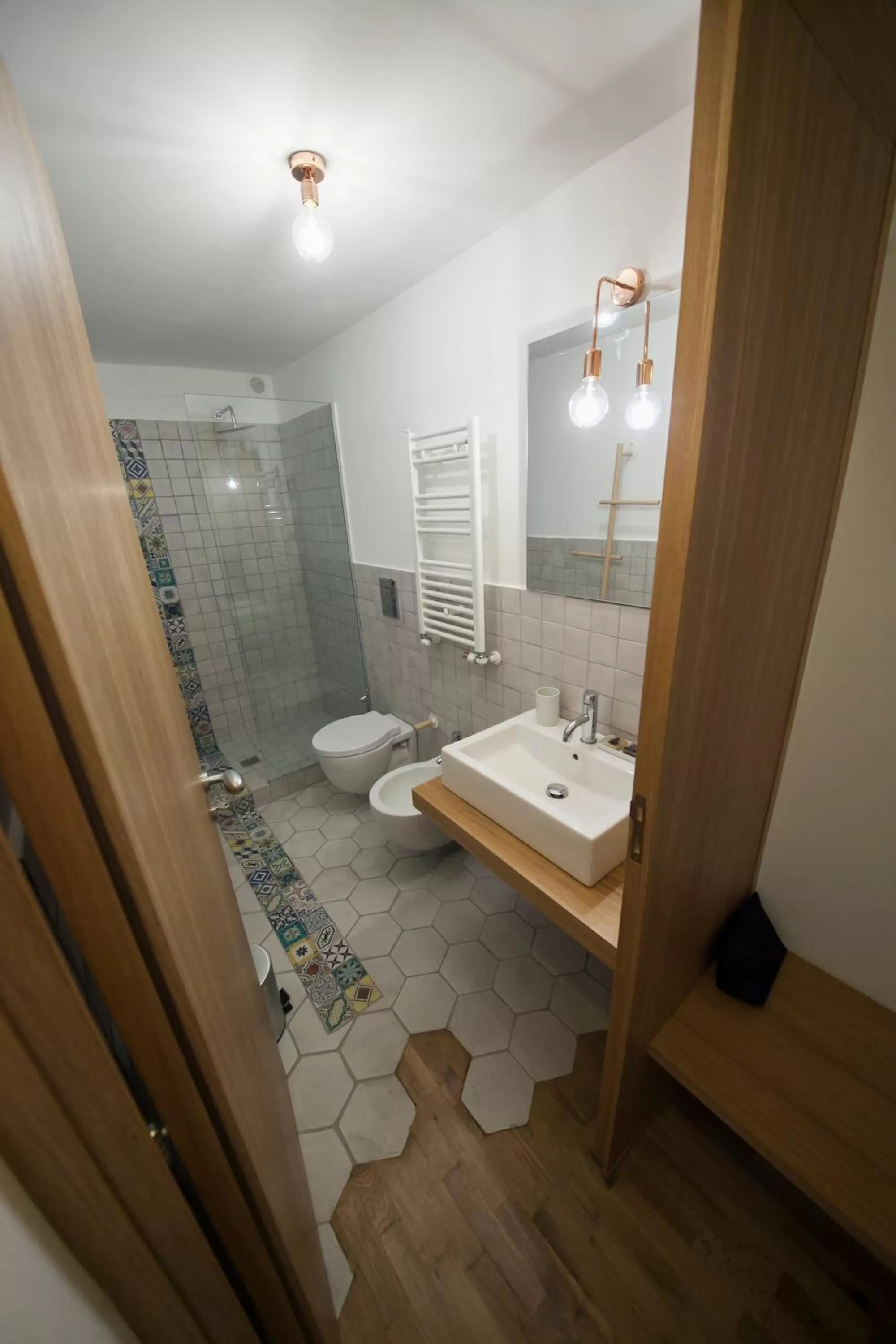 Bathroom in Ovo - Slow Travel