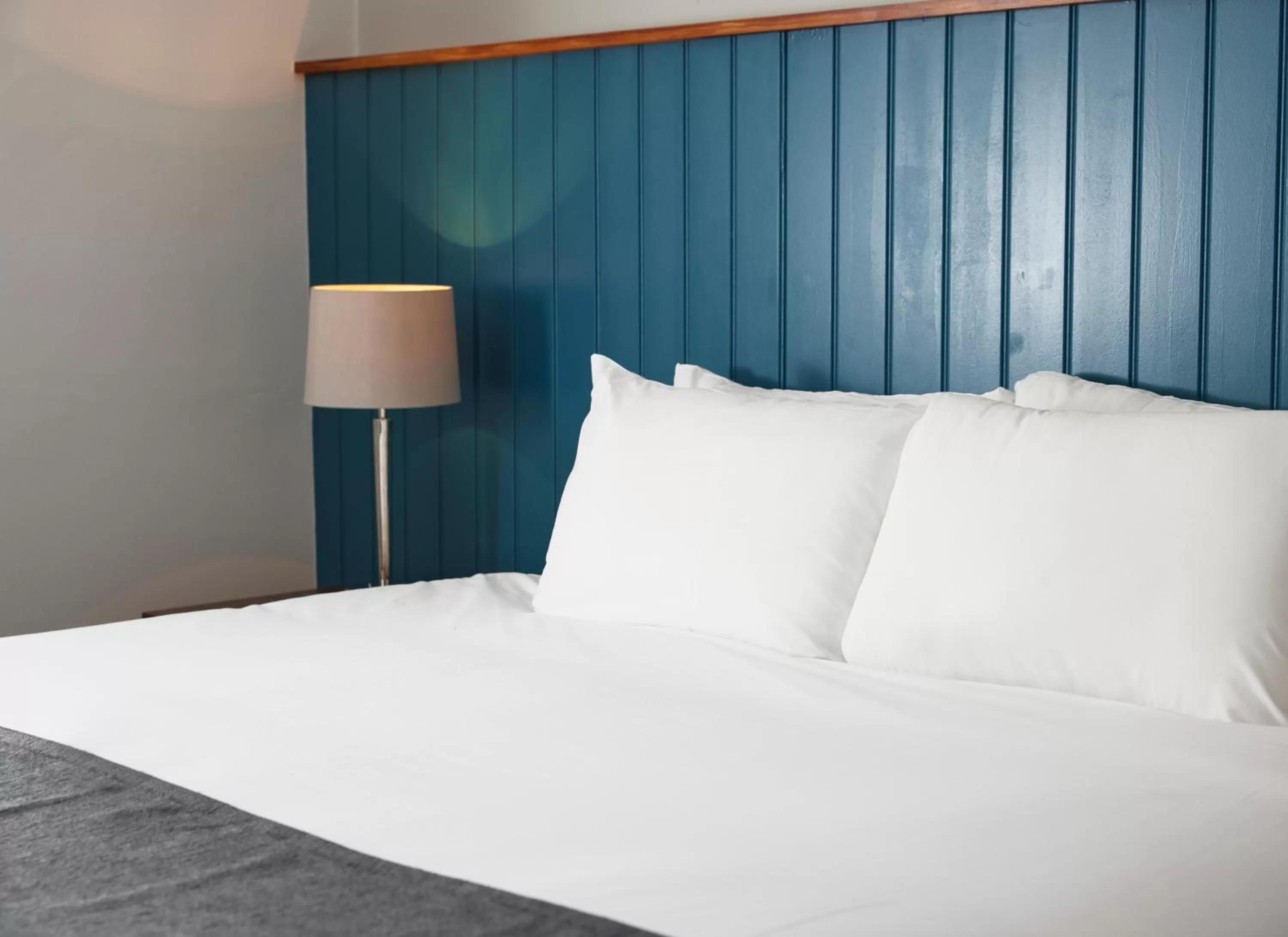 Bed in The Longshoot