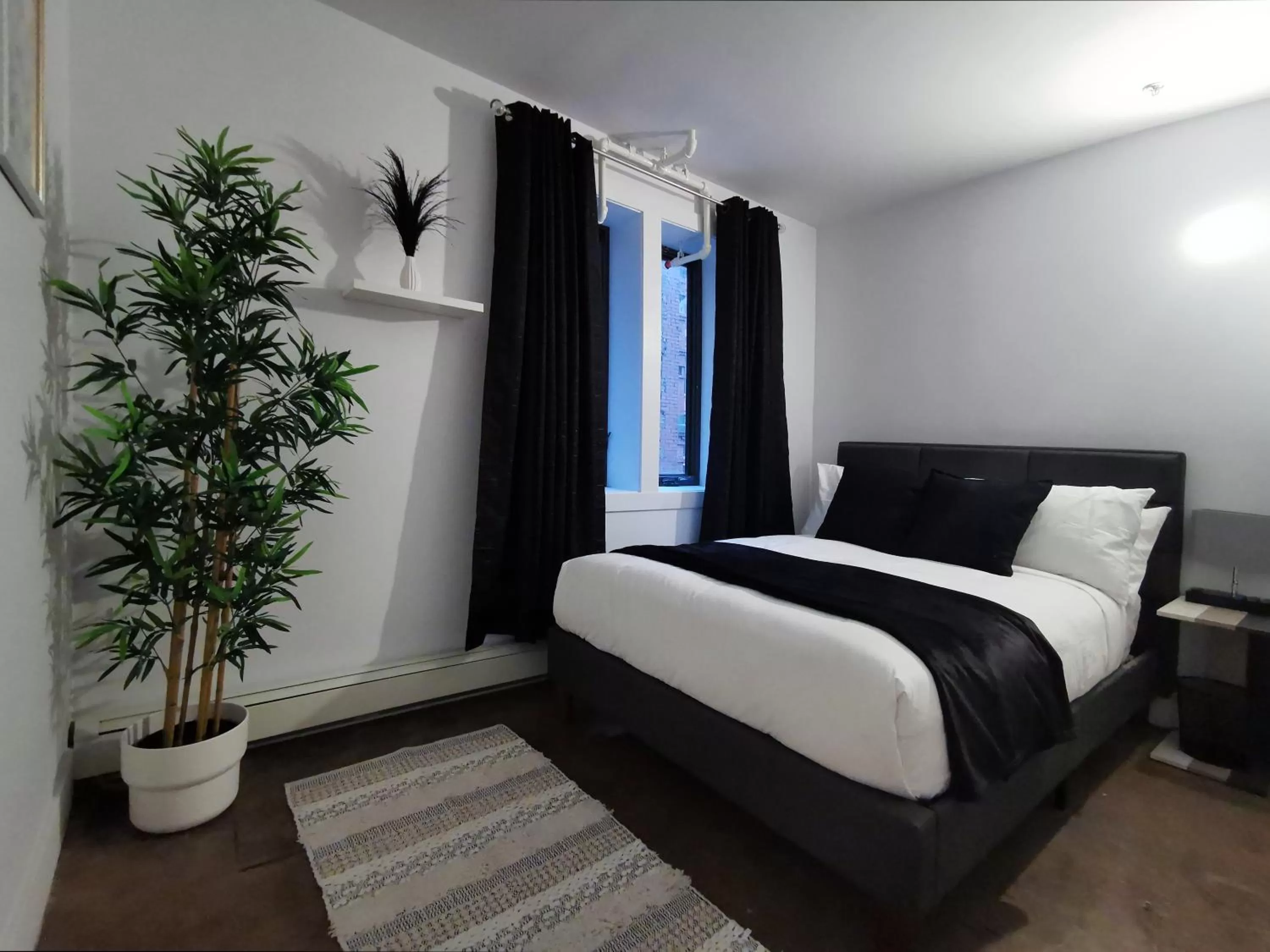 Bed in Cameo Hotel and Suites