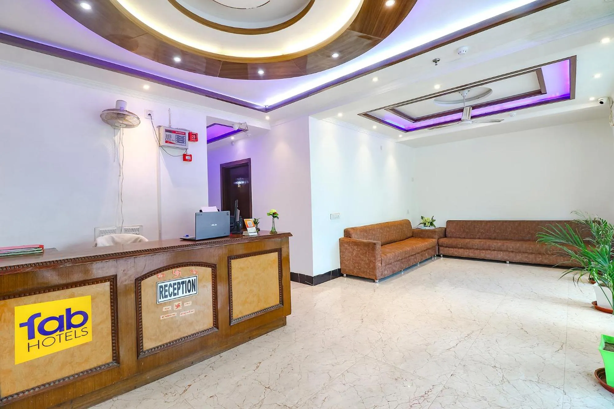 Lobby or reception, Lobby/Reception in FabHotel Bhawana