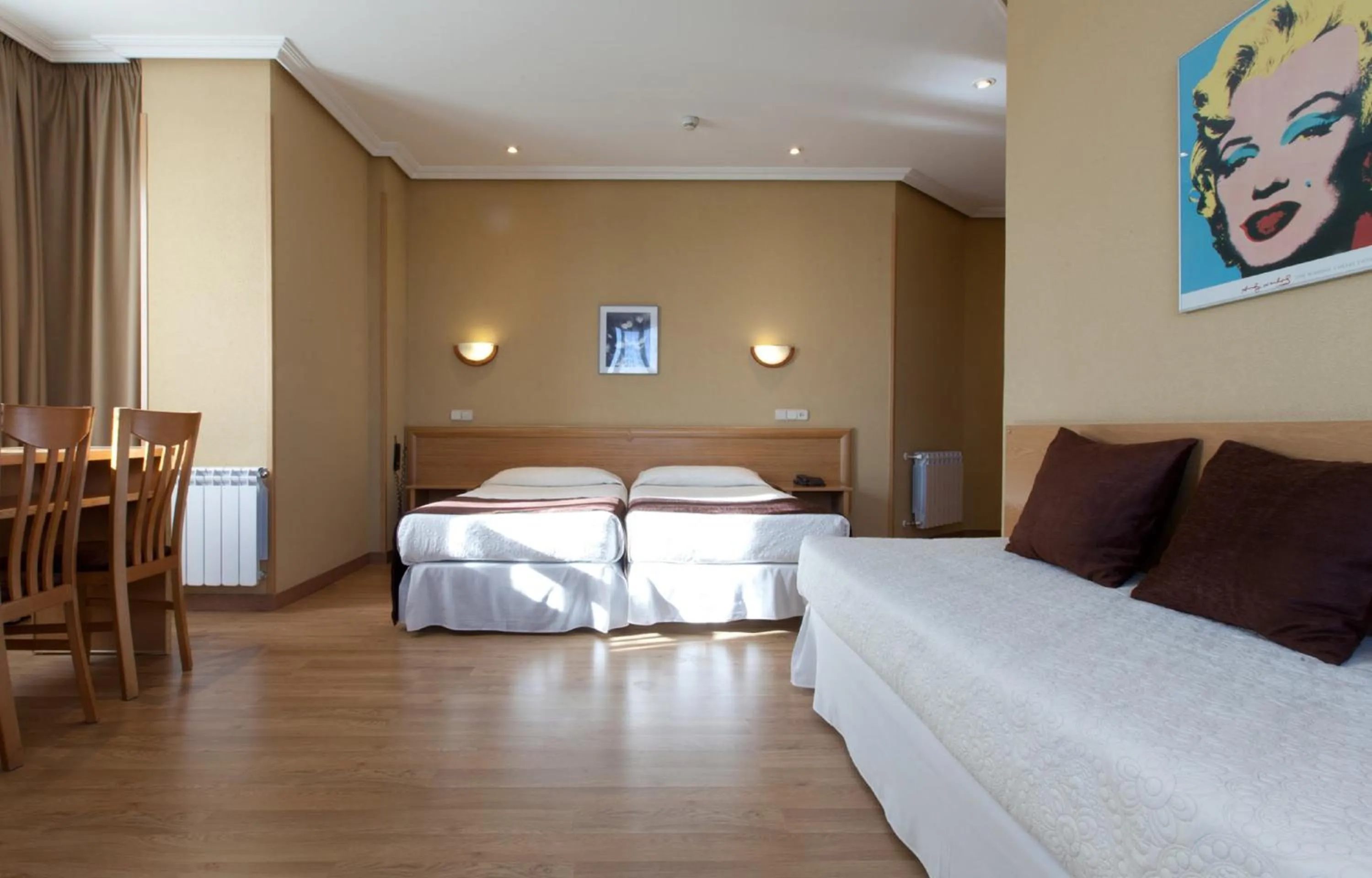 Photo of the whole room, Bed in Hotel Mediodia