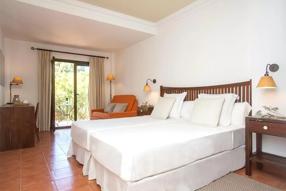 Superior Double Room with Spa Access in Hotel Es Port Superior Double Room with Spa Access in Hotel Es Port