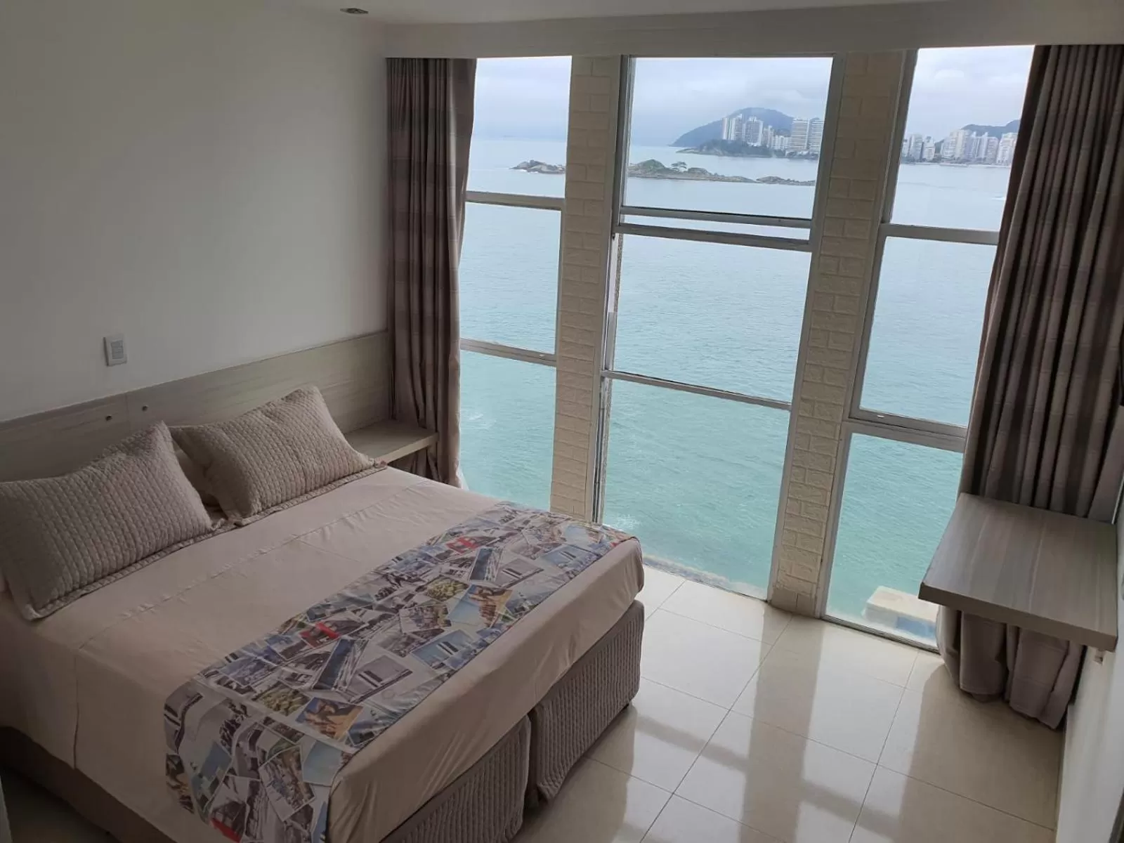 View (from property/room), Bed in Grand Hotel Guarujá - A sua Melhor Experiência na Praia!