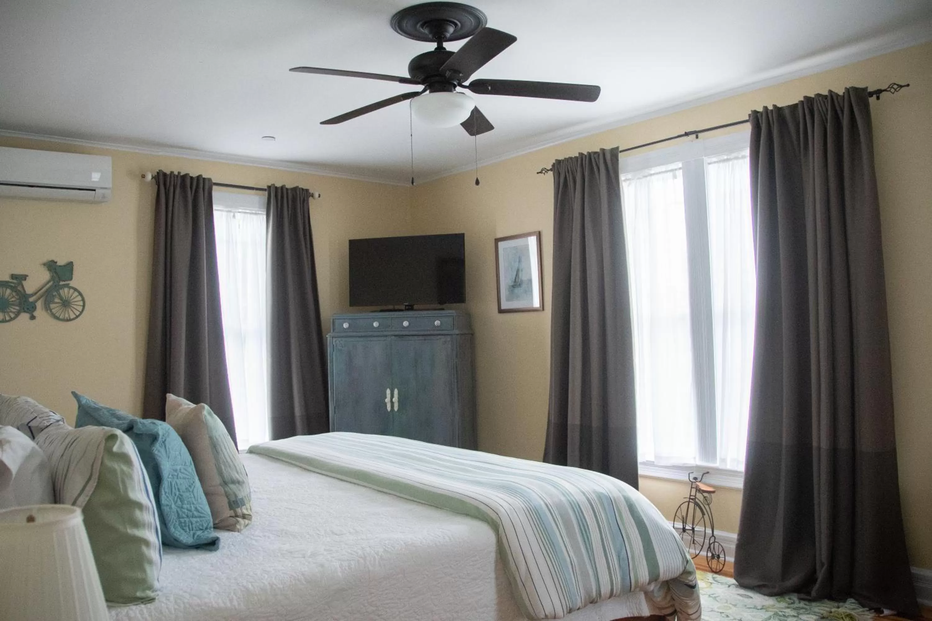 Bed in The Ocean Bay House