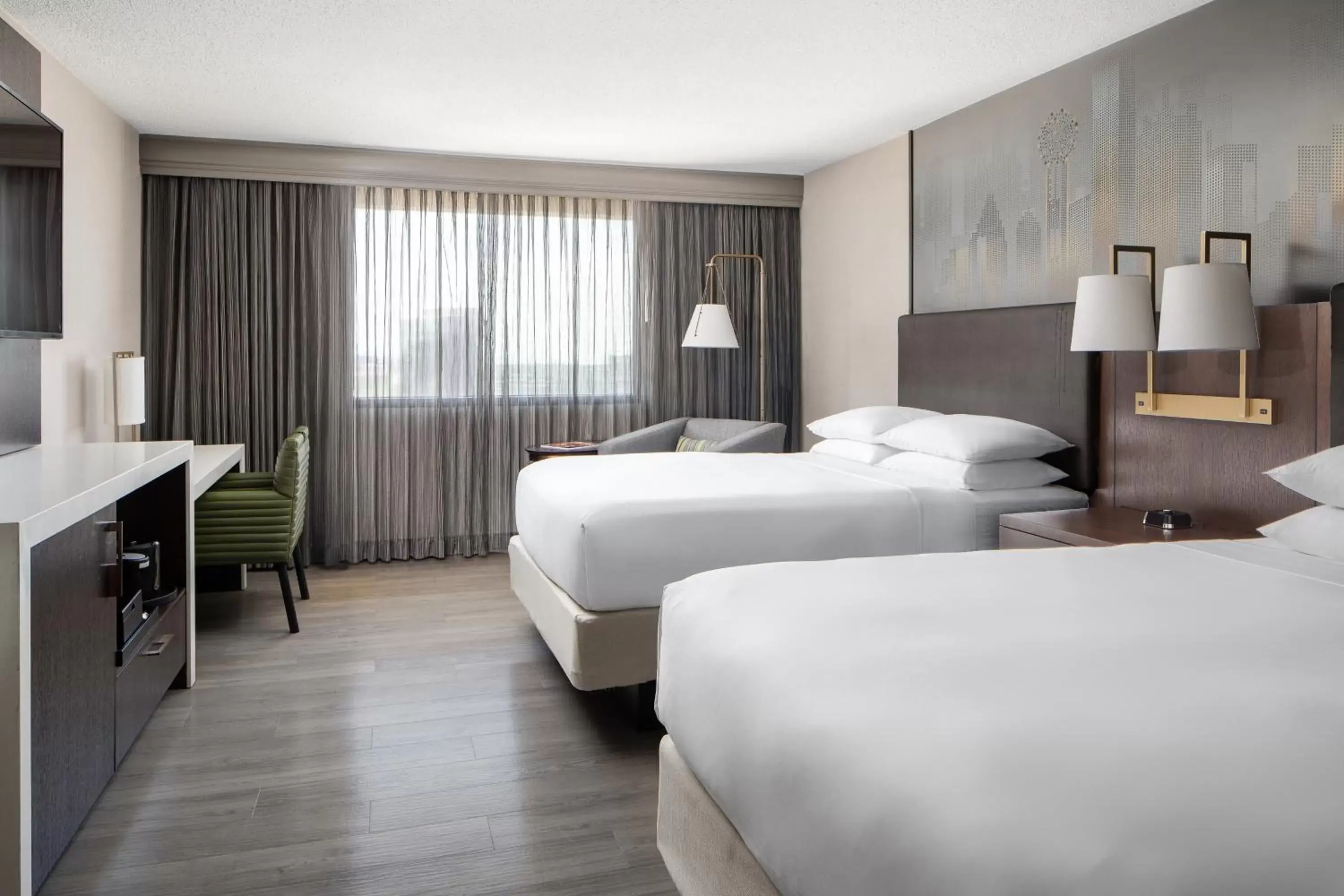 Double Room with Two Double Beds in Dallas-Addison Marriott Quorum by the Galleria Double Room with Two Double Beds in Dallas-Addison Marriott Quorum by the Galleria