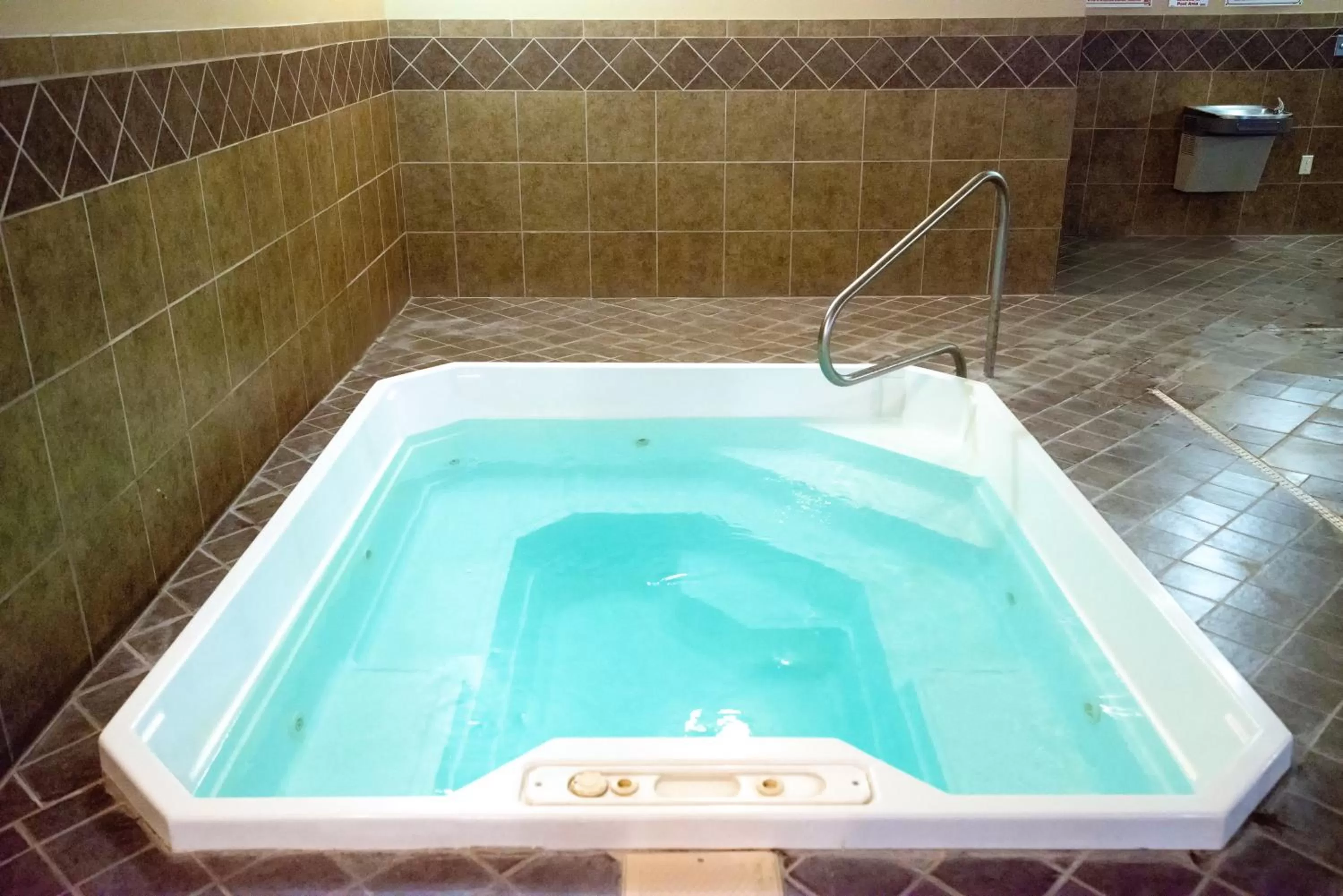 Swimming pool in Holiday Inn Express Devils Lake by IHG