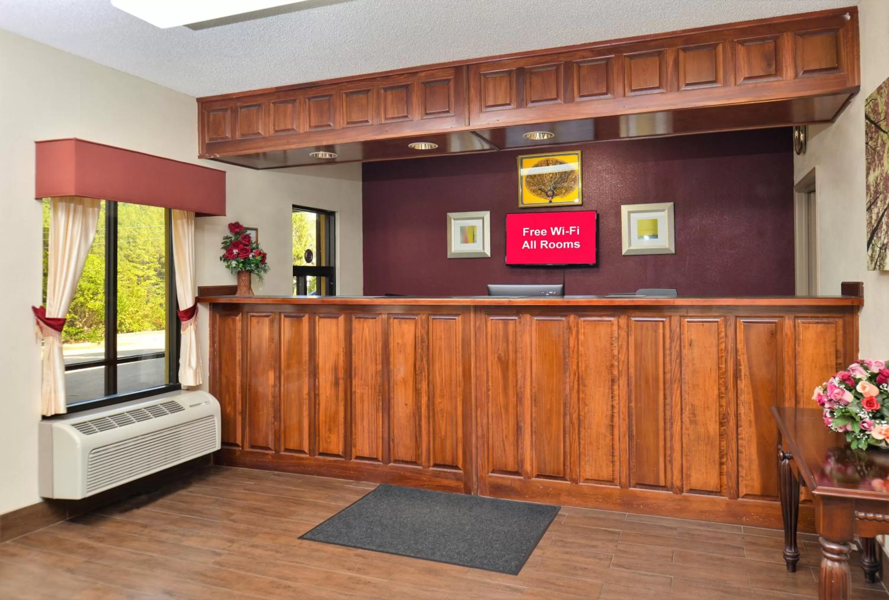 Lobby or reception in Red Roof Inn Cartersville-Emerson-LakePoint North