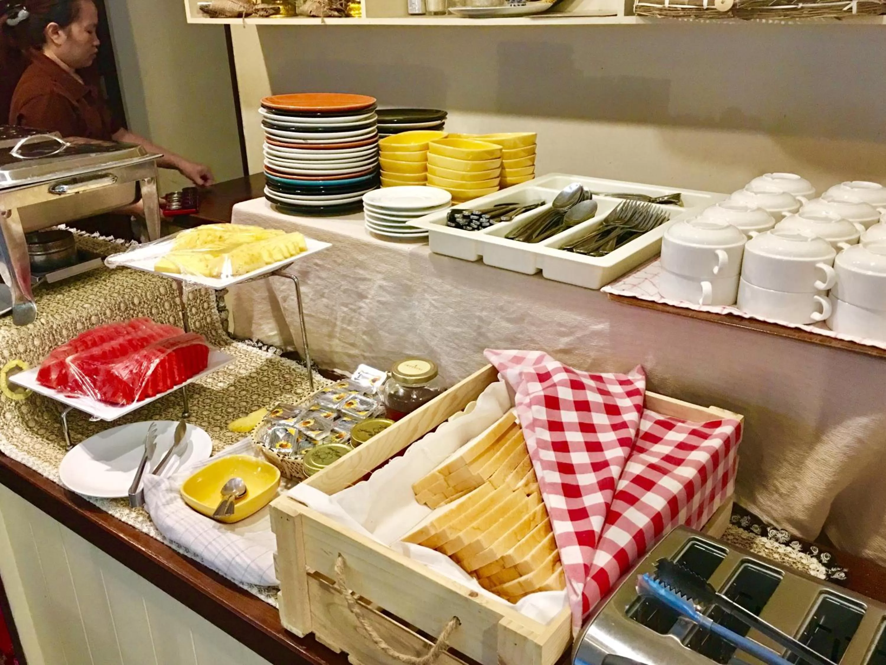 Restaurant/places to eat in Sabye Bangkok