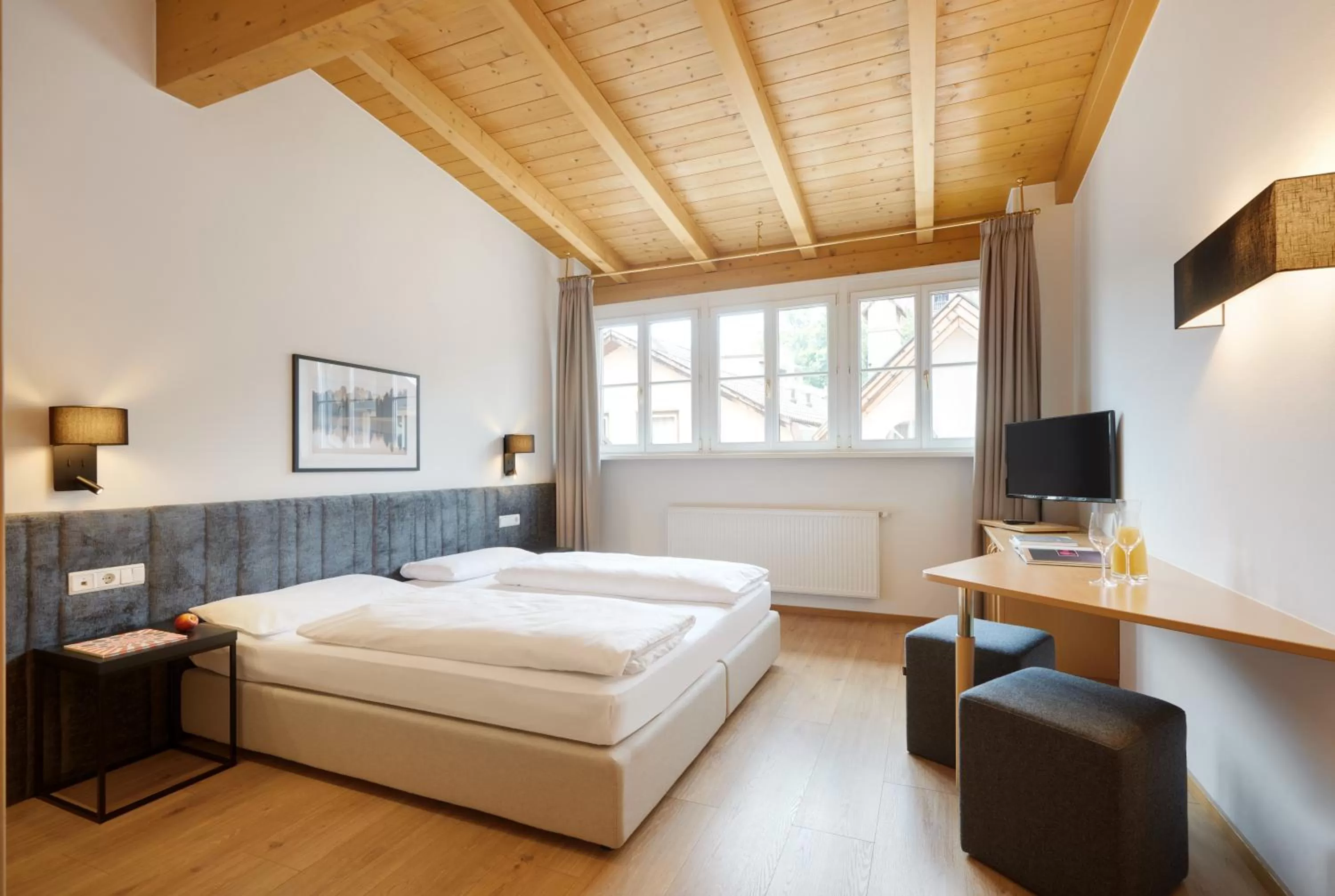 Bed in Hotel Goldene Rose