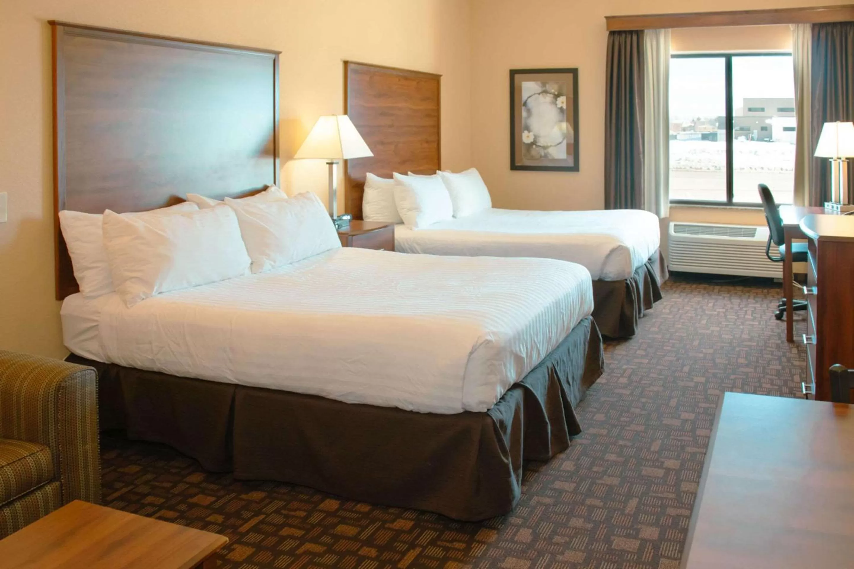Bedroom, Bed in Grand Forks Lodge and Suites
