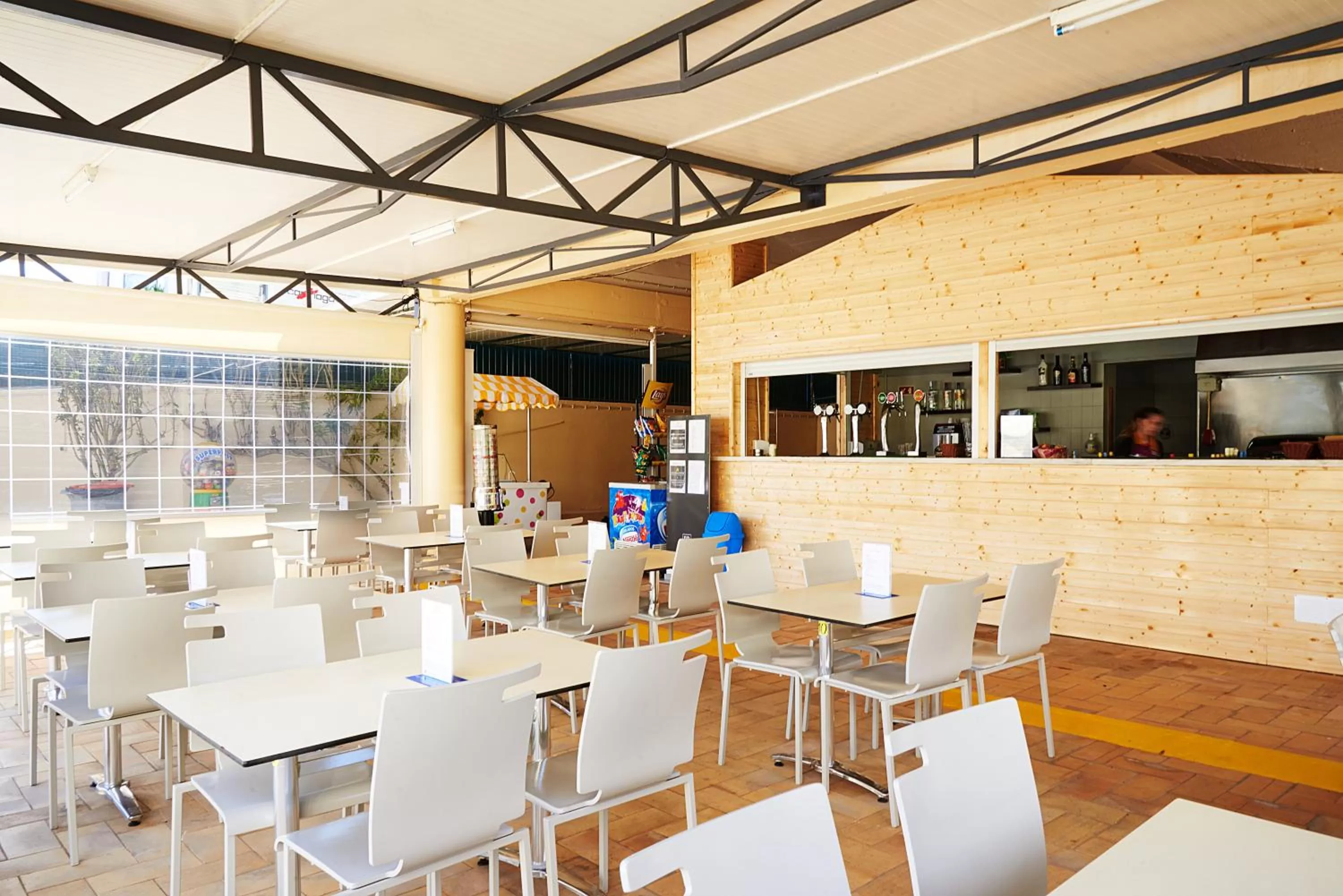 Lounge or bar in RR Club Amarilis