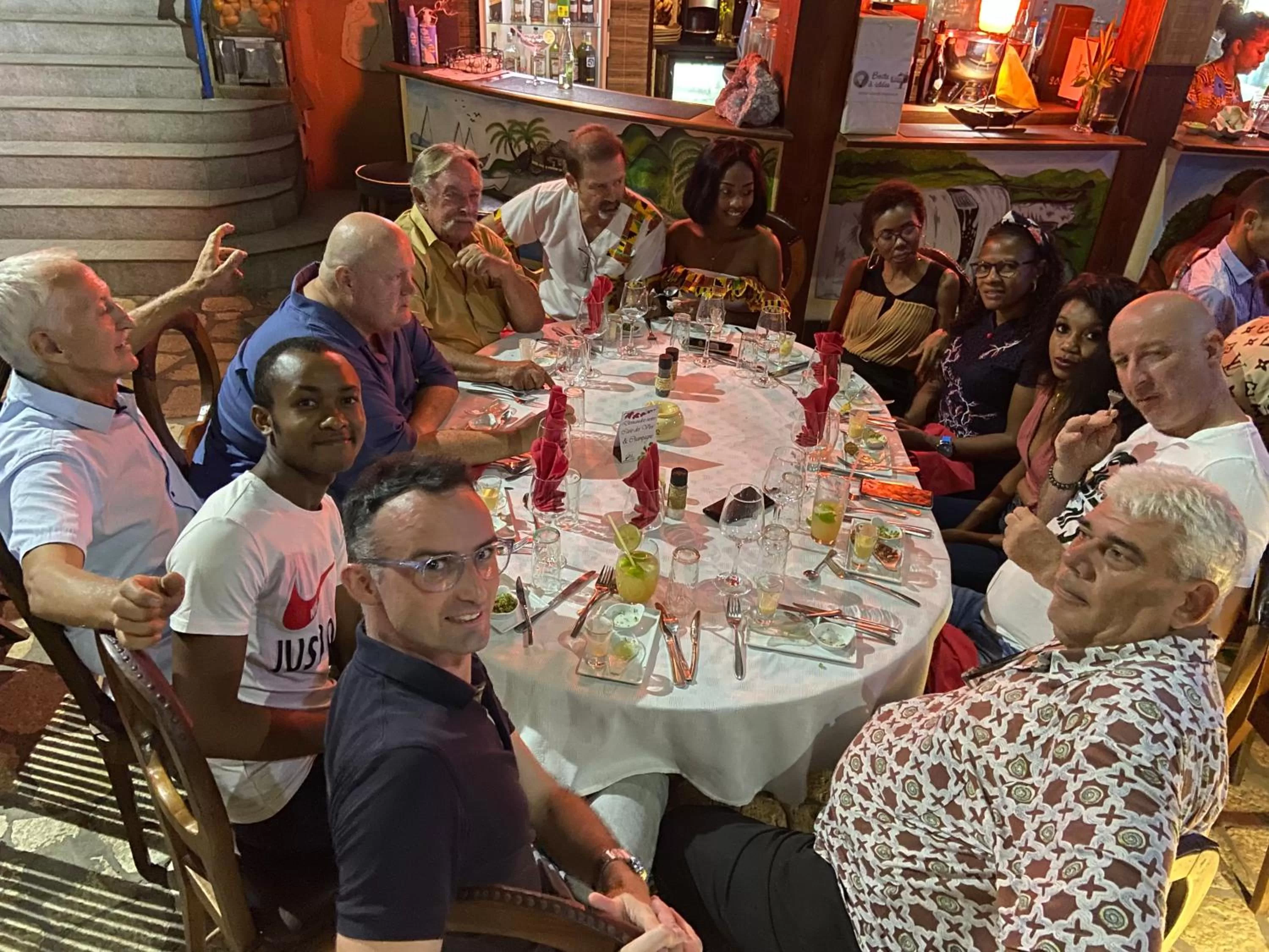 People in Hôtel Restaurant Coco Lodge Majunga