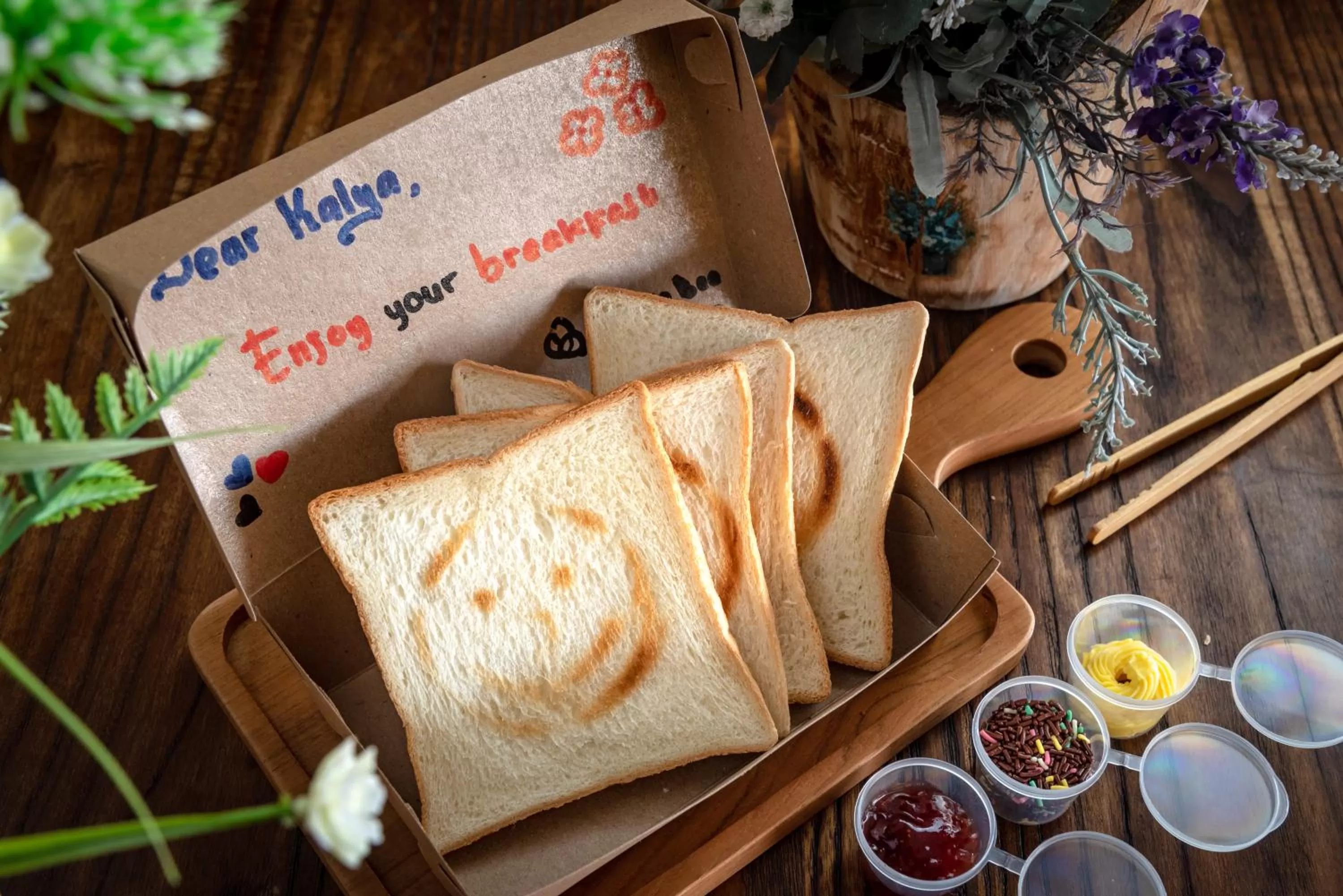 Breakfast in Yellow Bee Tangerang