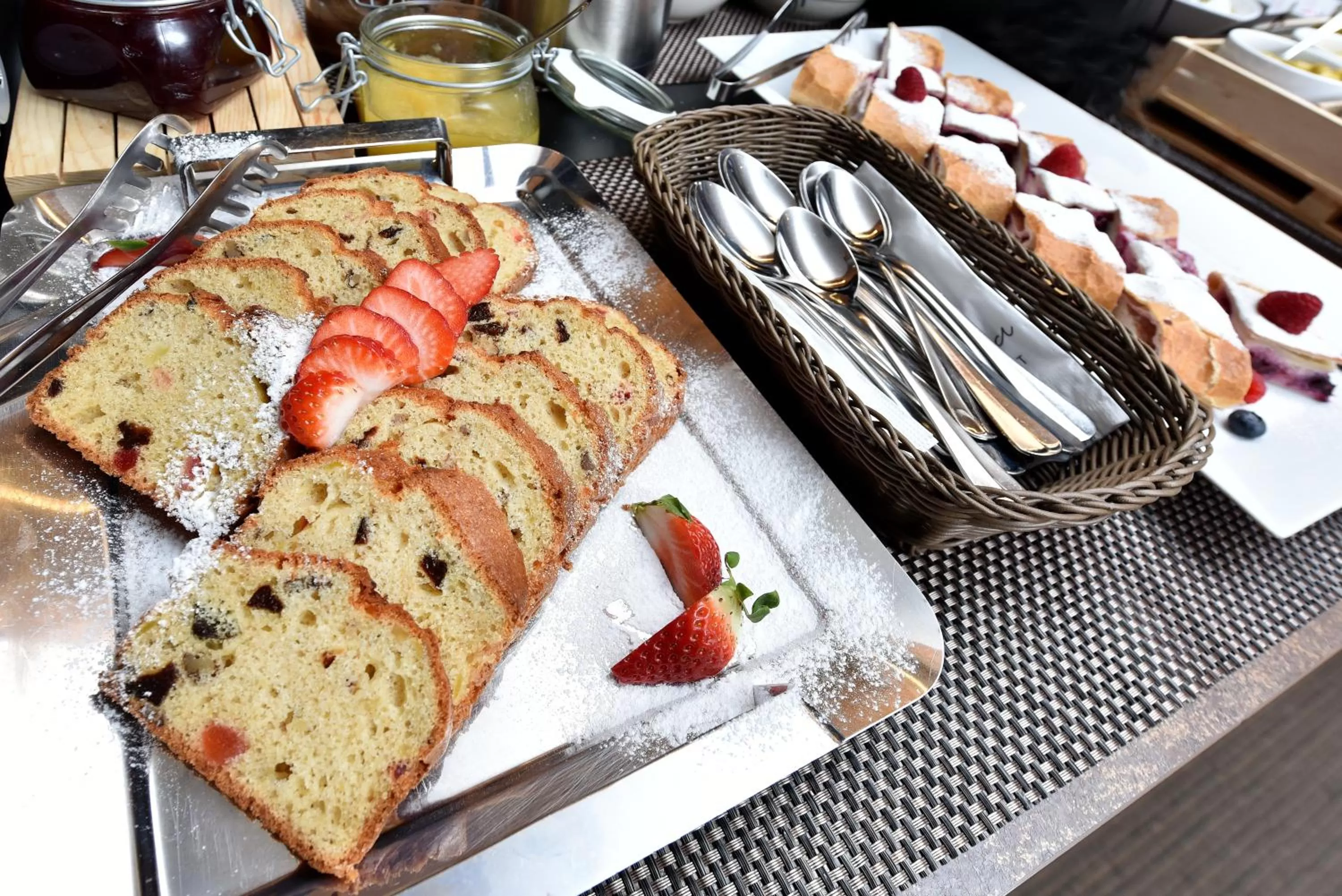 Breakfast in APLEND Hotel Kukučka