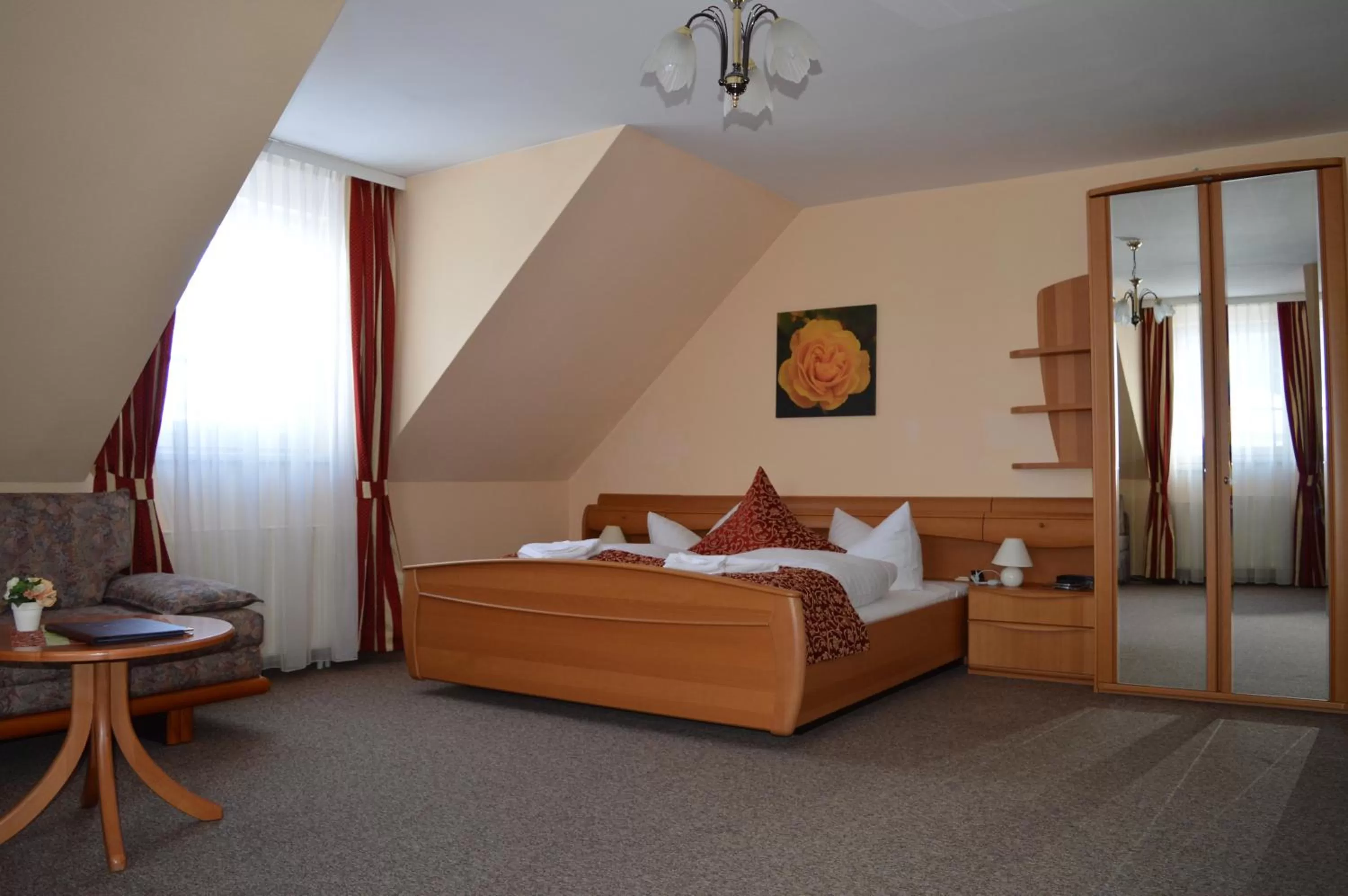 Bed in Hotel Auerhahn