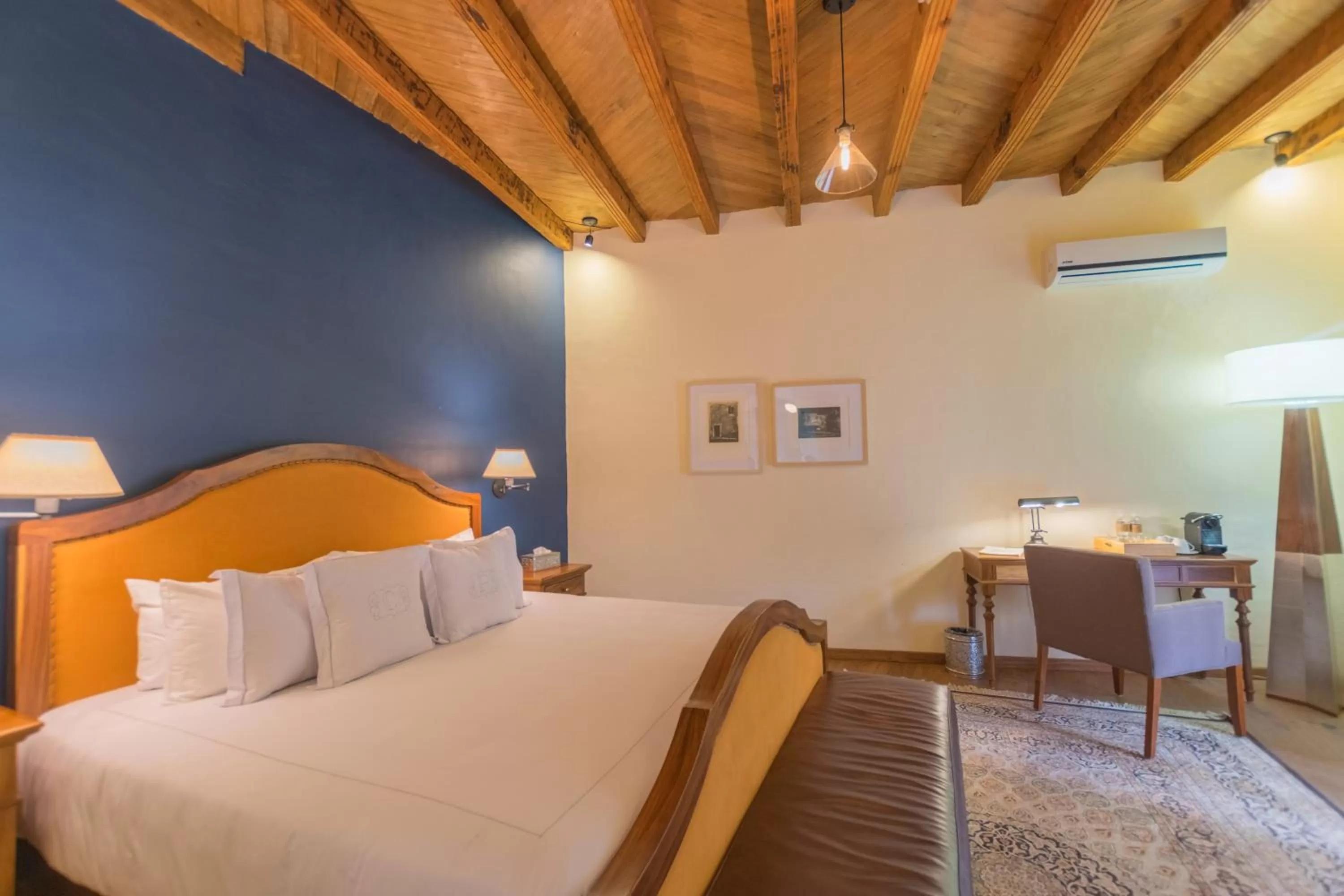 Bed in Casa del Rector Hotel Boutique