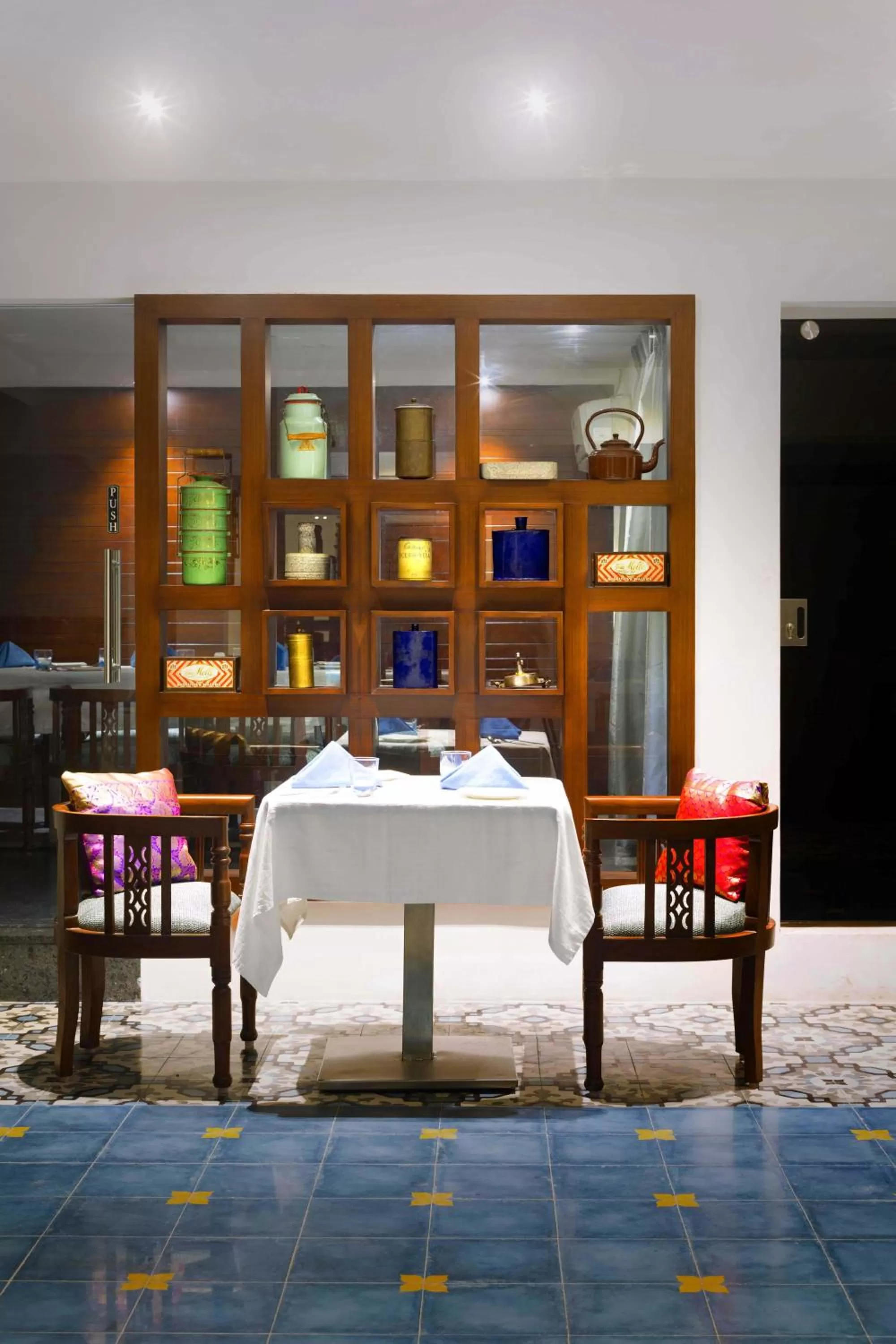 Restaurant/places to eat in Regenta Central Deccan Chennai, Royapettah