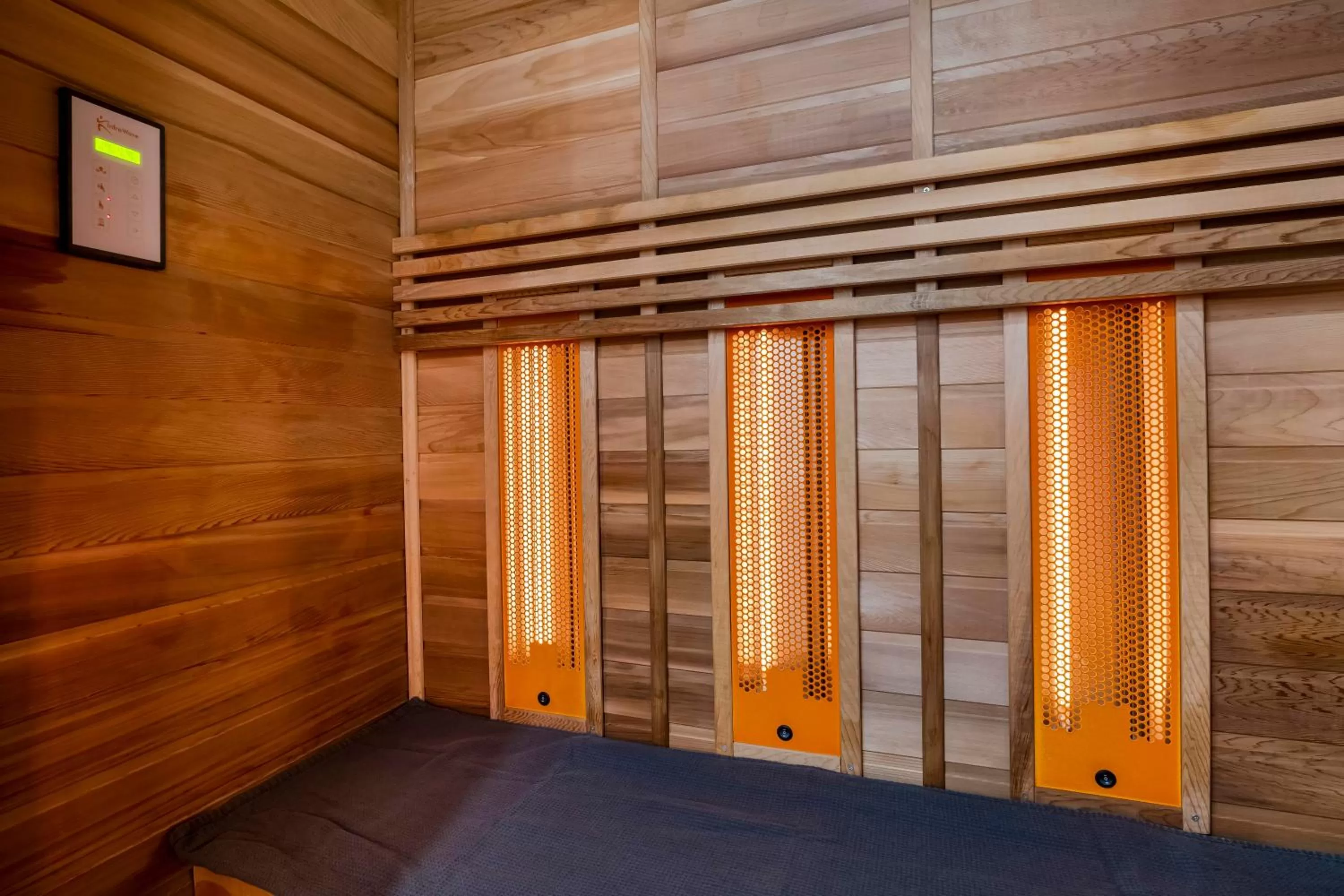 Sauna in Hôtel & Espace Bien-être La Maison du Lierre