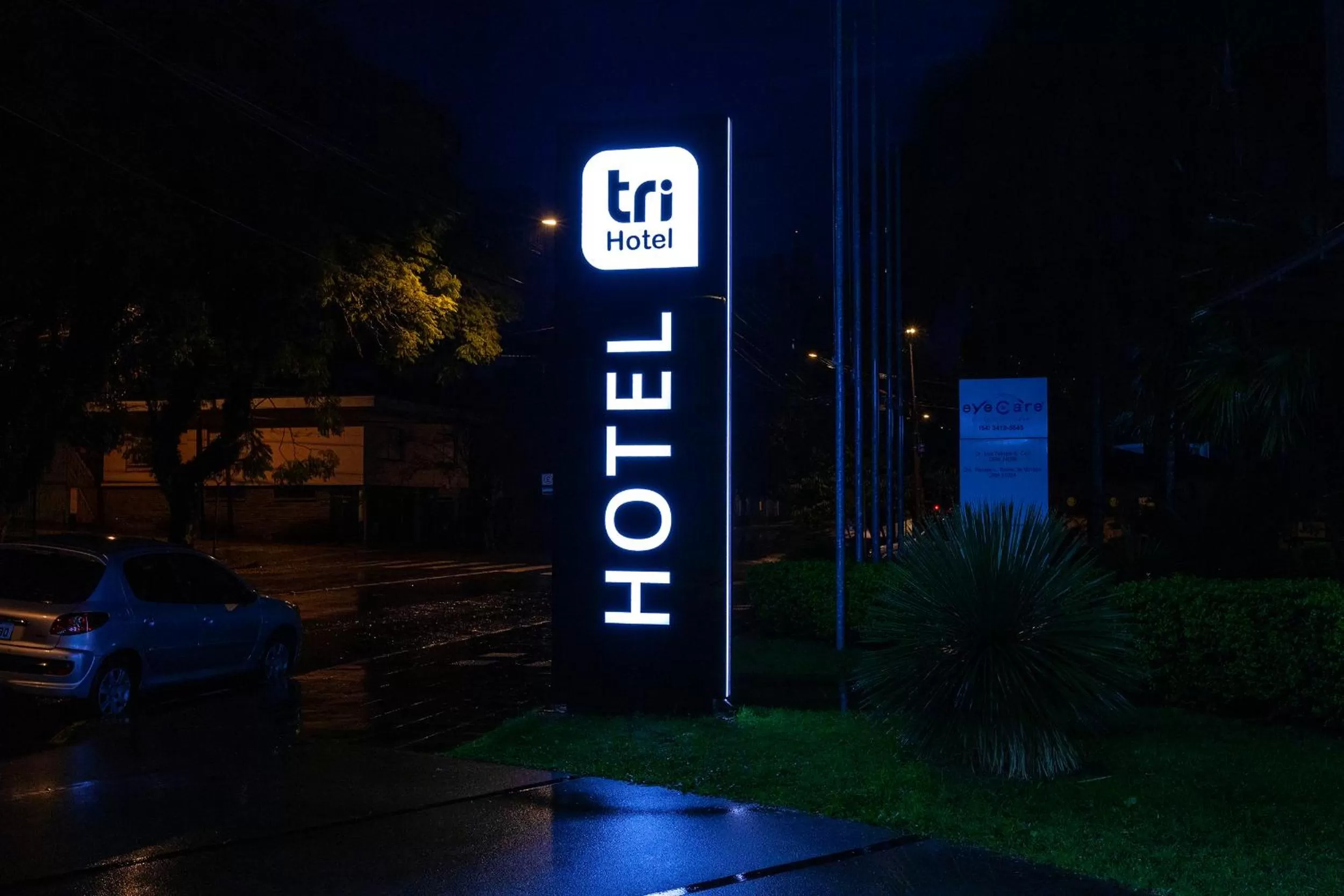 Property logo or sign in Tri Hotel Executive Caxias