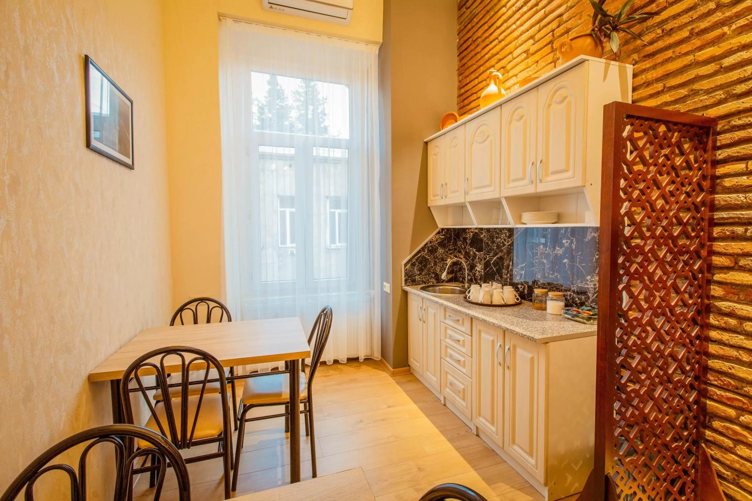 Dining area, Kitchen/Kitchenette in Galaktioni 22