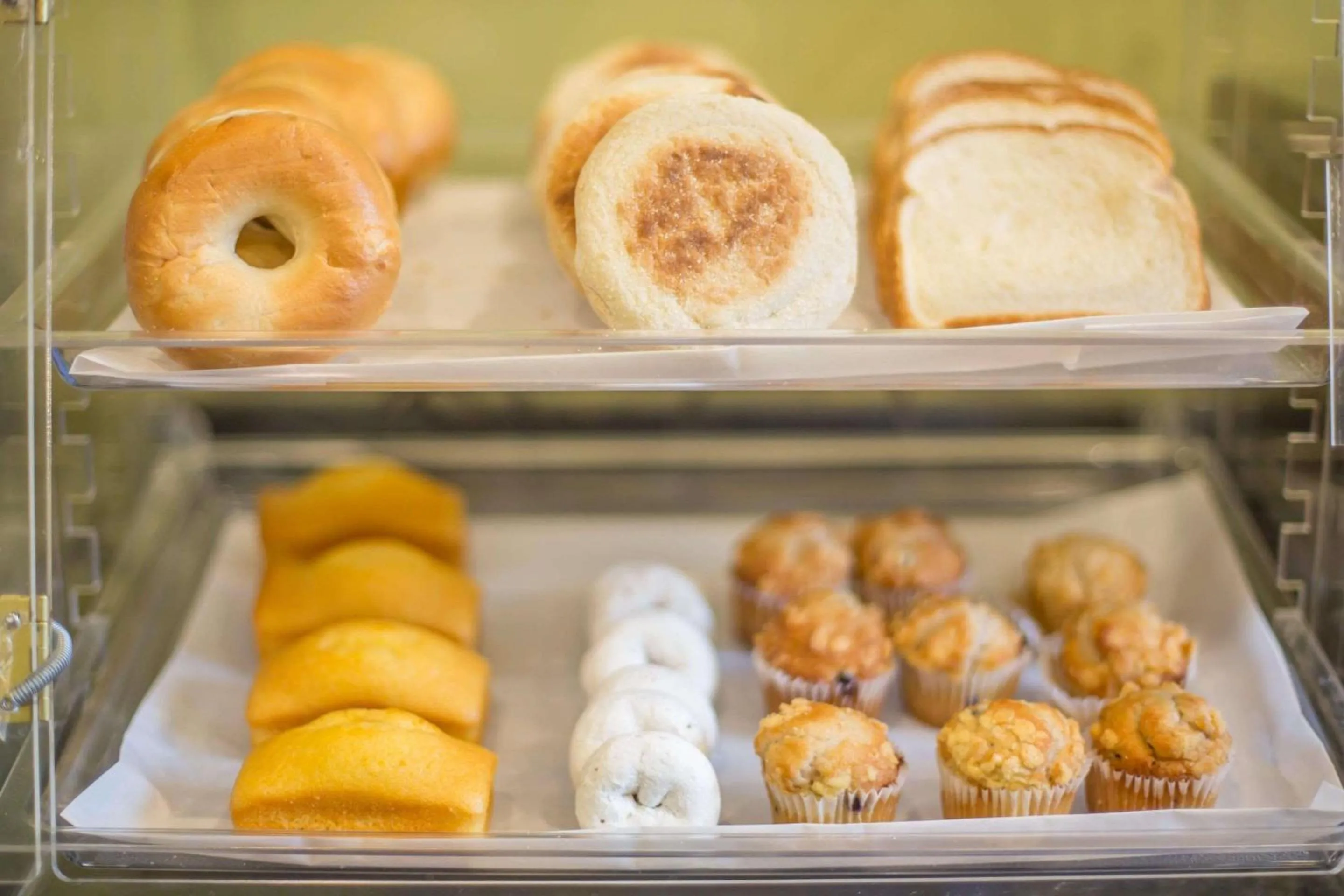 Restaurant/places to eat, Food in Econo Lodge Manchester Center