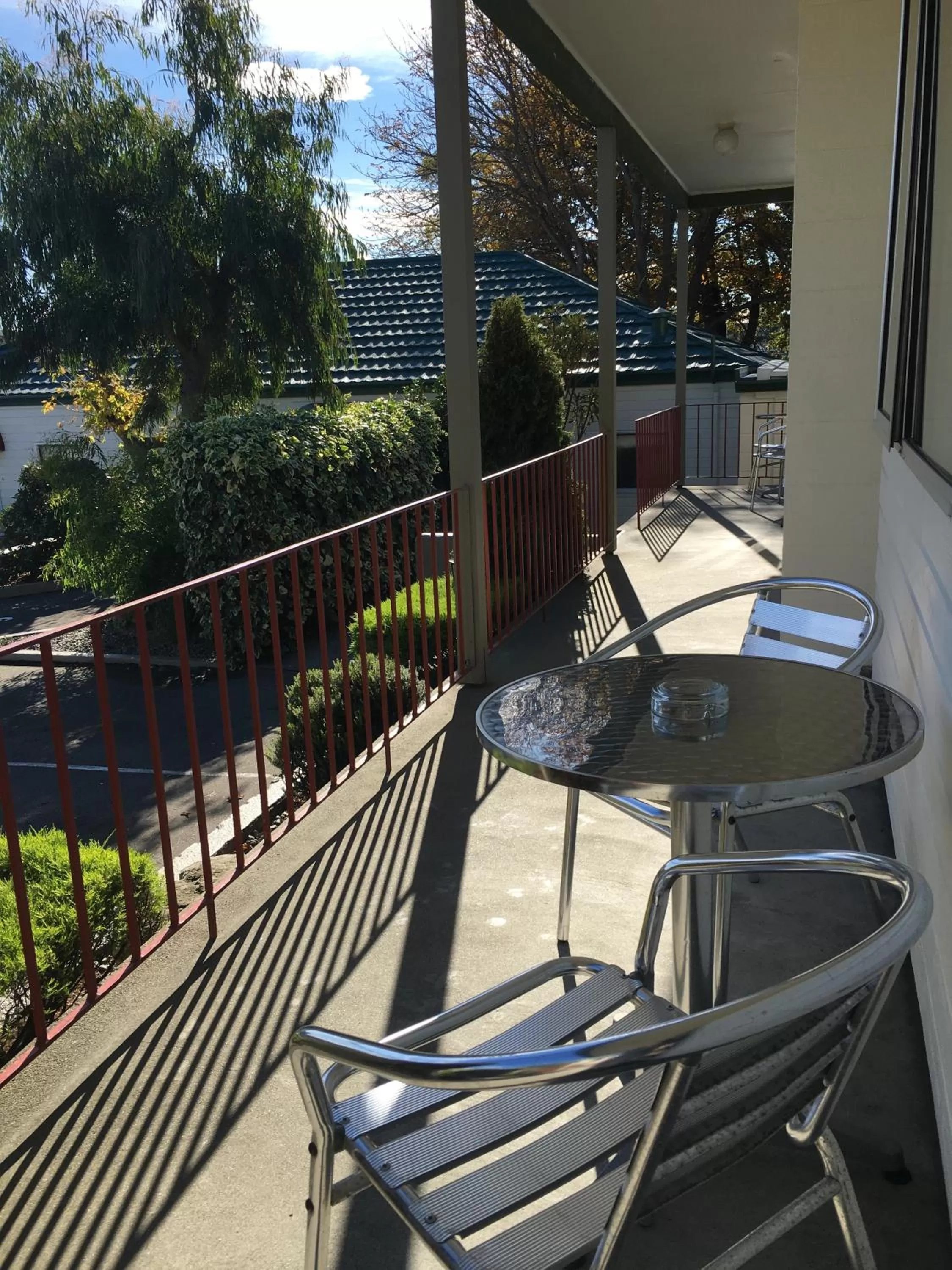 Patio in Parklands Motor Lodge Timaru