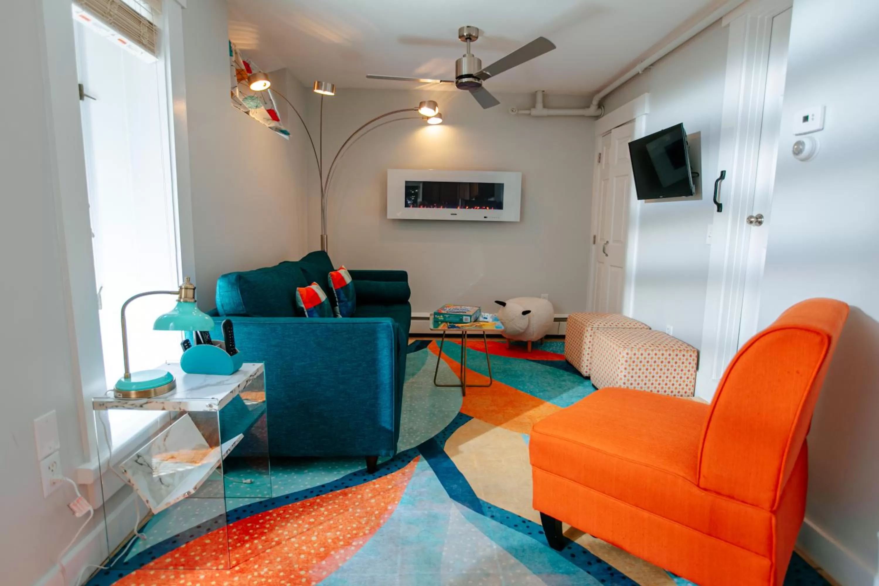 TV and multimedia in The Provincetown Hotel at Gabriel's