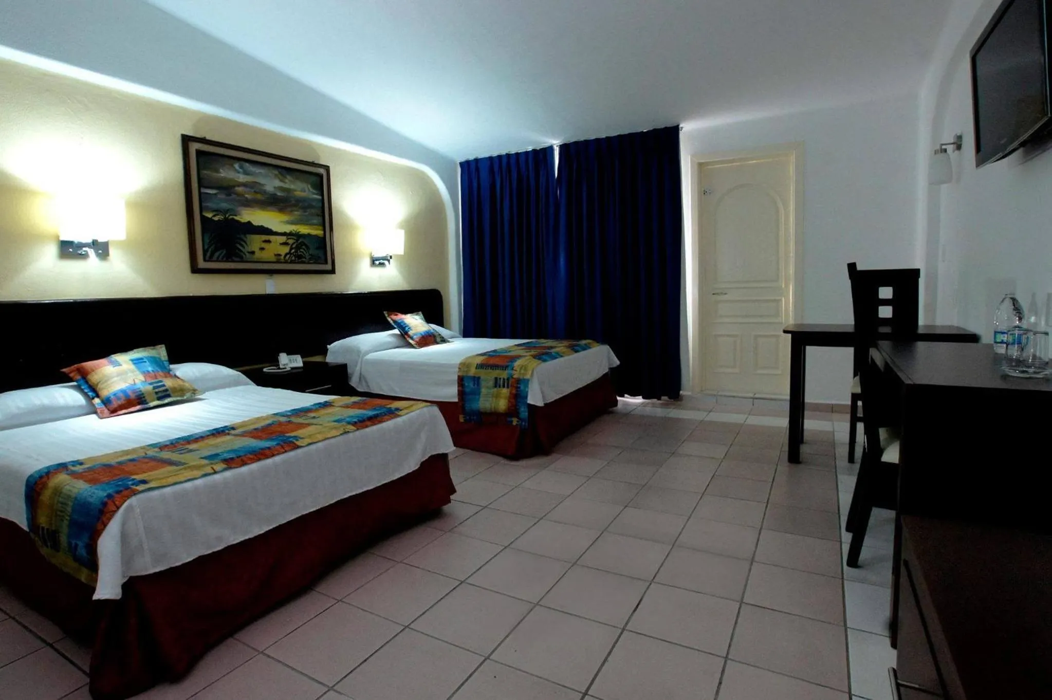 Photo of the whole room, Bed in Hotel Marbella